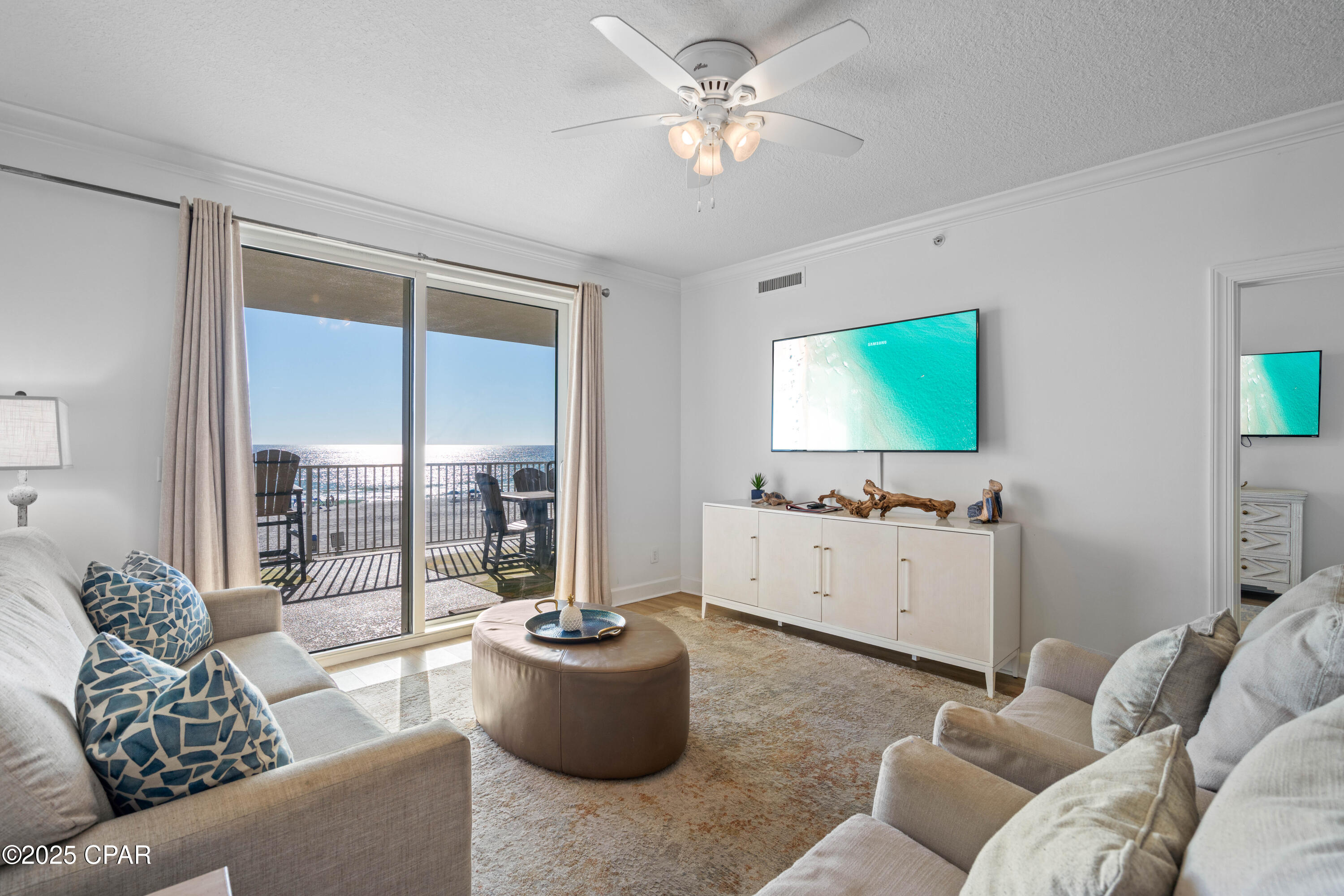 property viewer photo 16