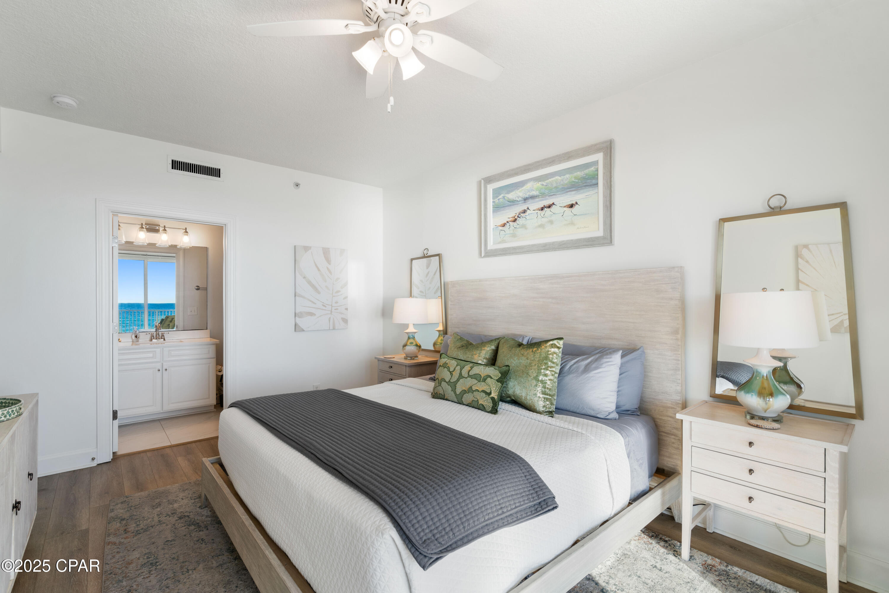 property viewer photo 26