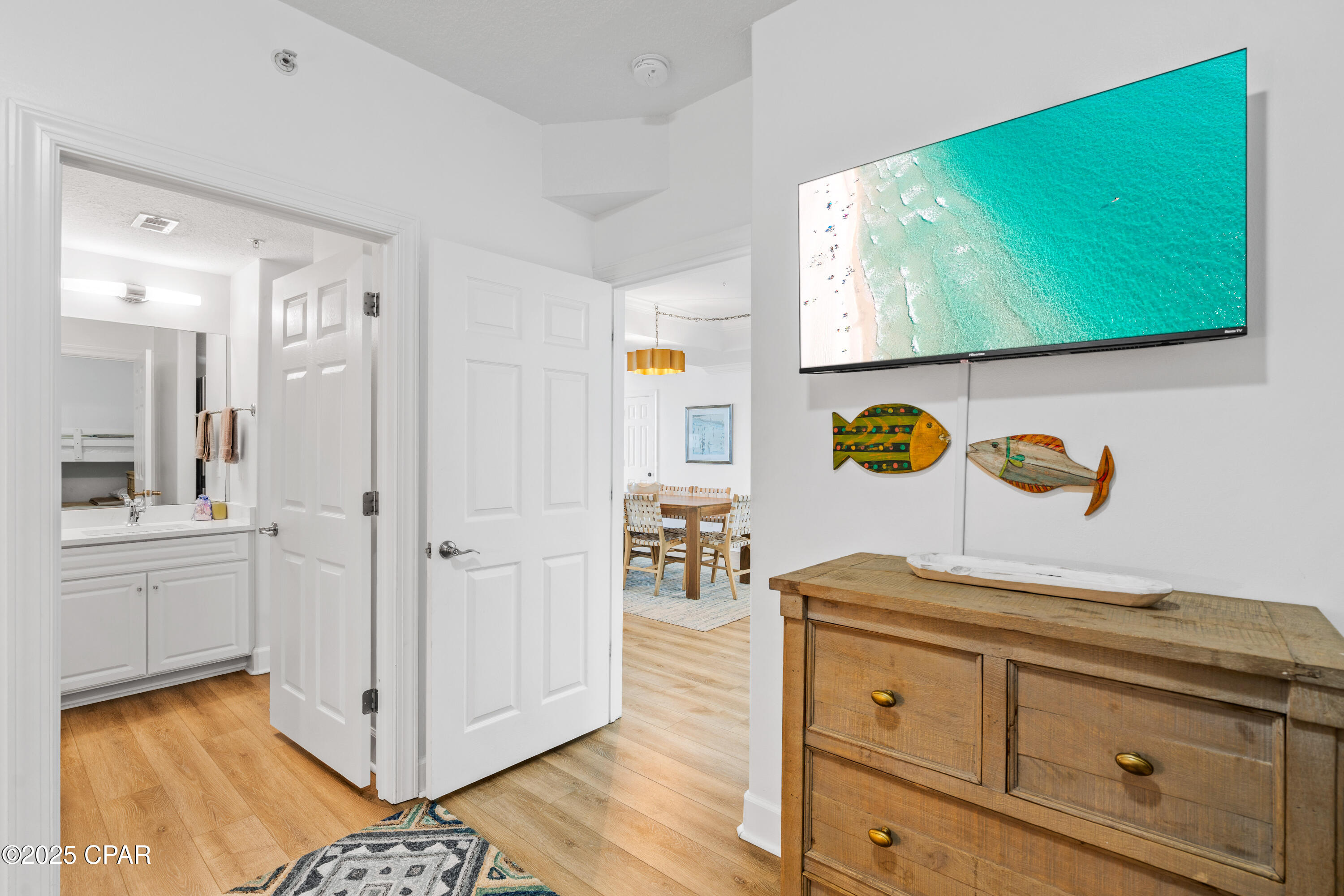 property viewer photo 42