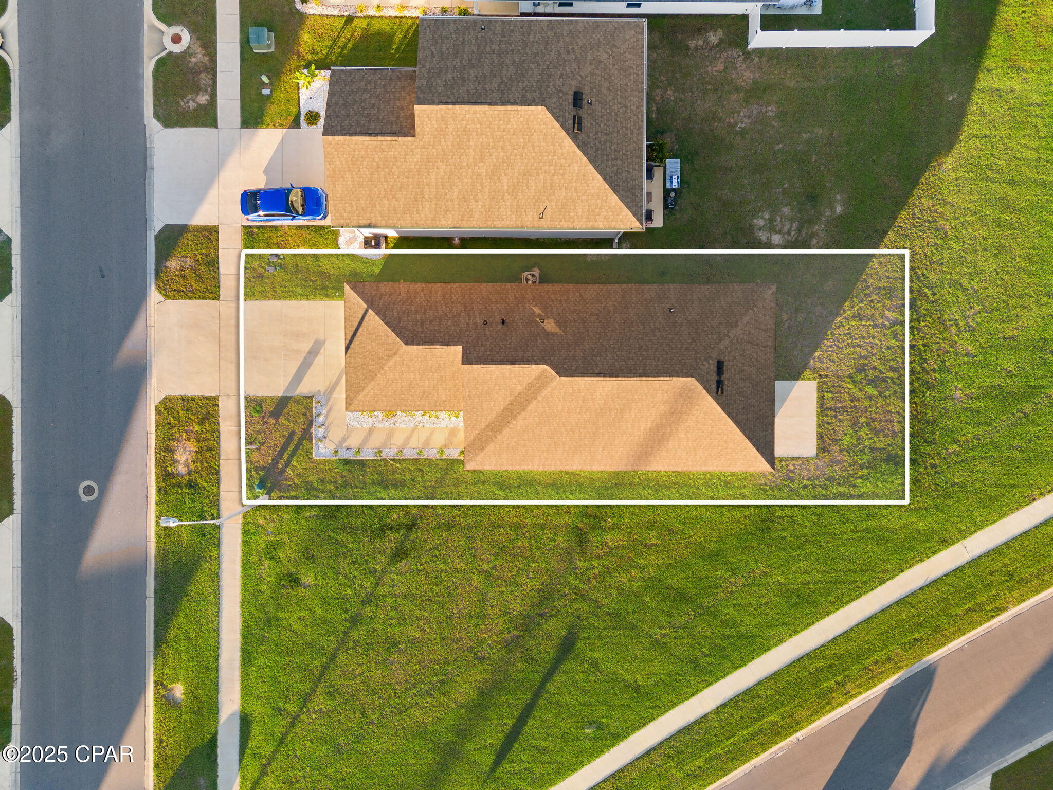 main property photo 40