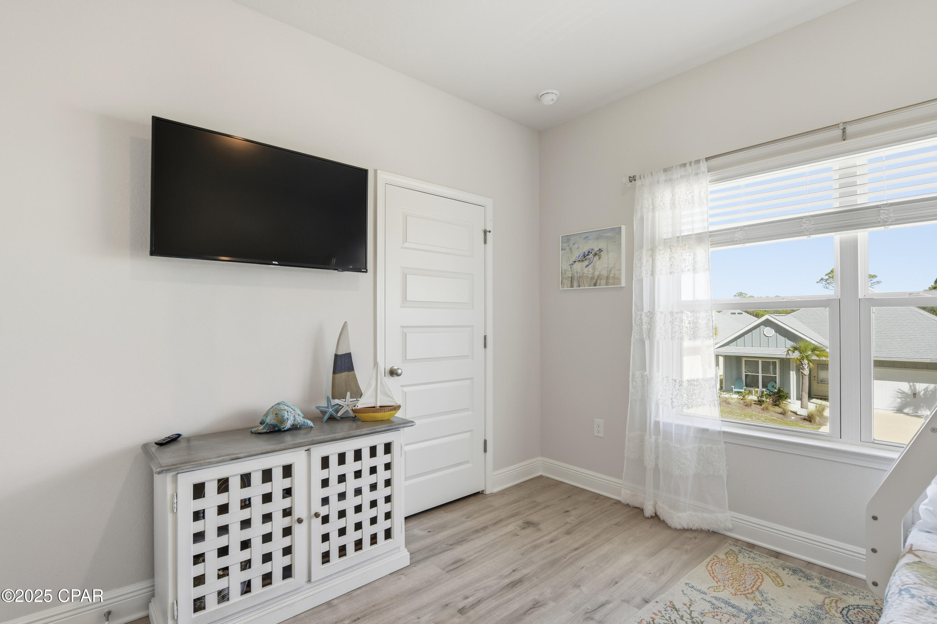 main property photo 66