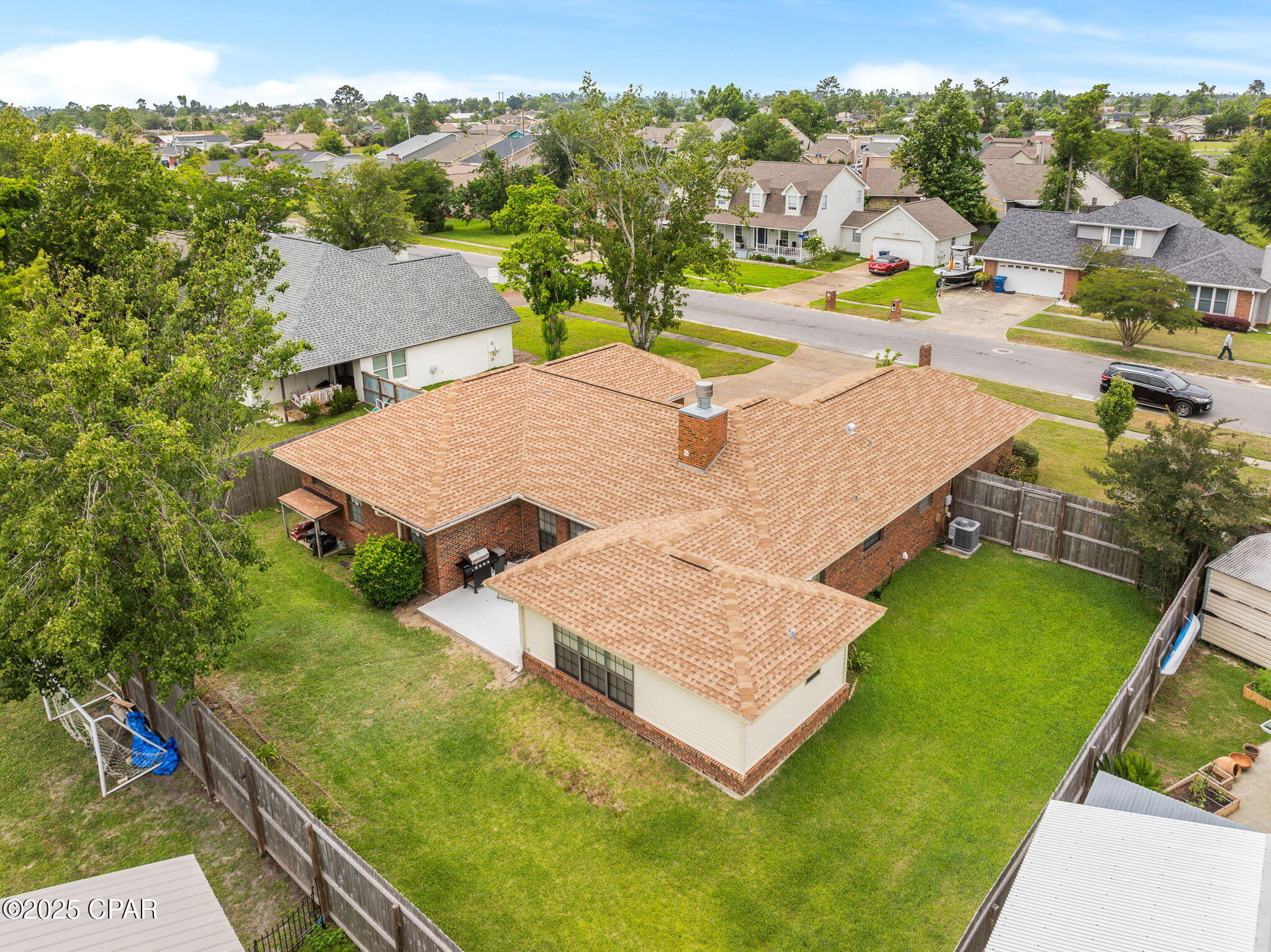 main property photo 40
