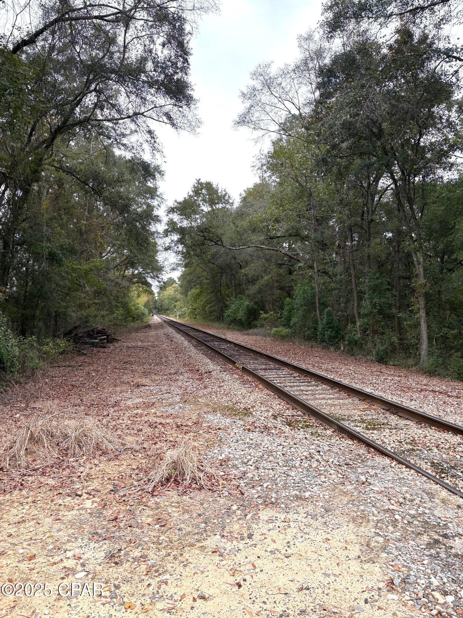 main property photo 25
