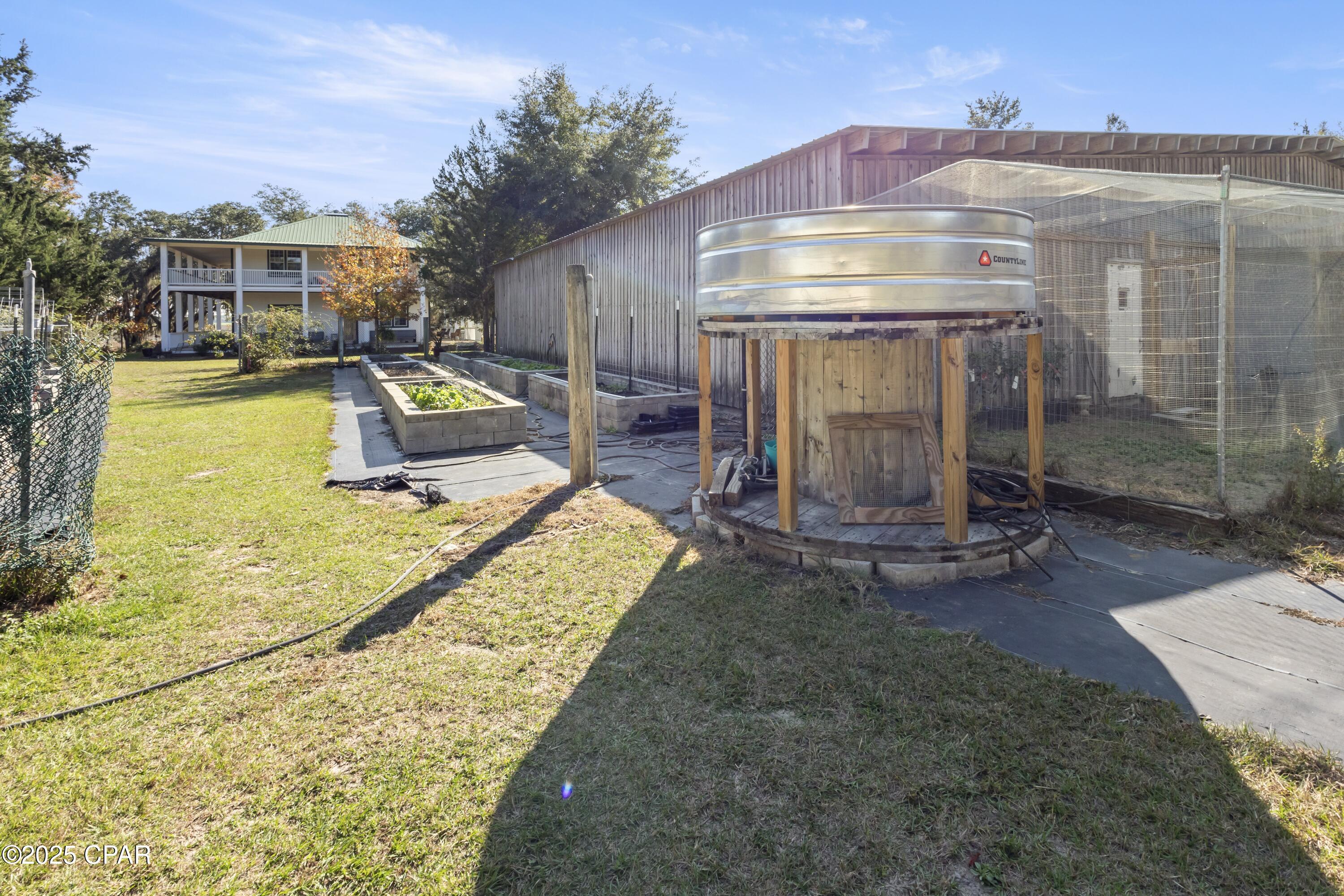 main property photo 50