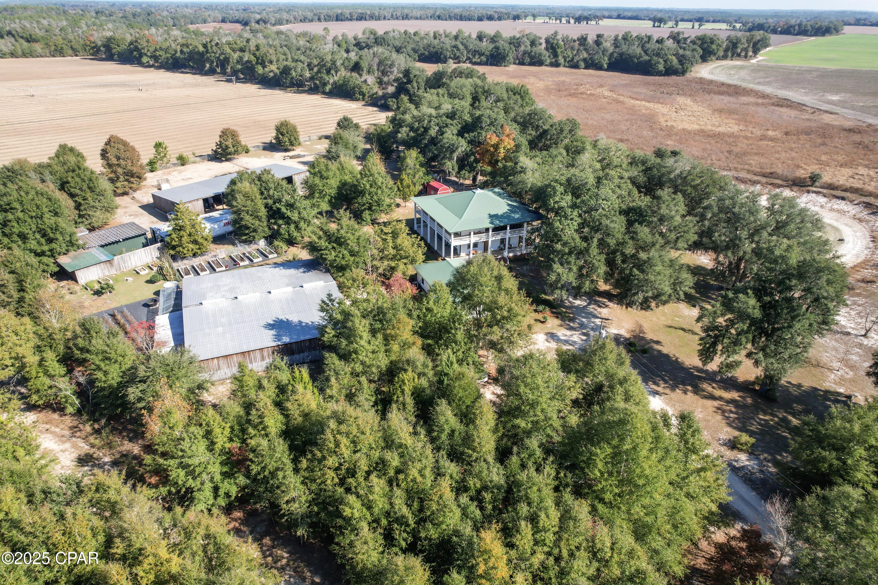 main property photo 8