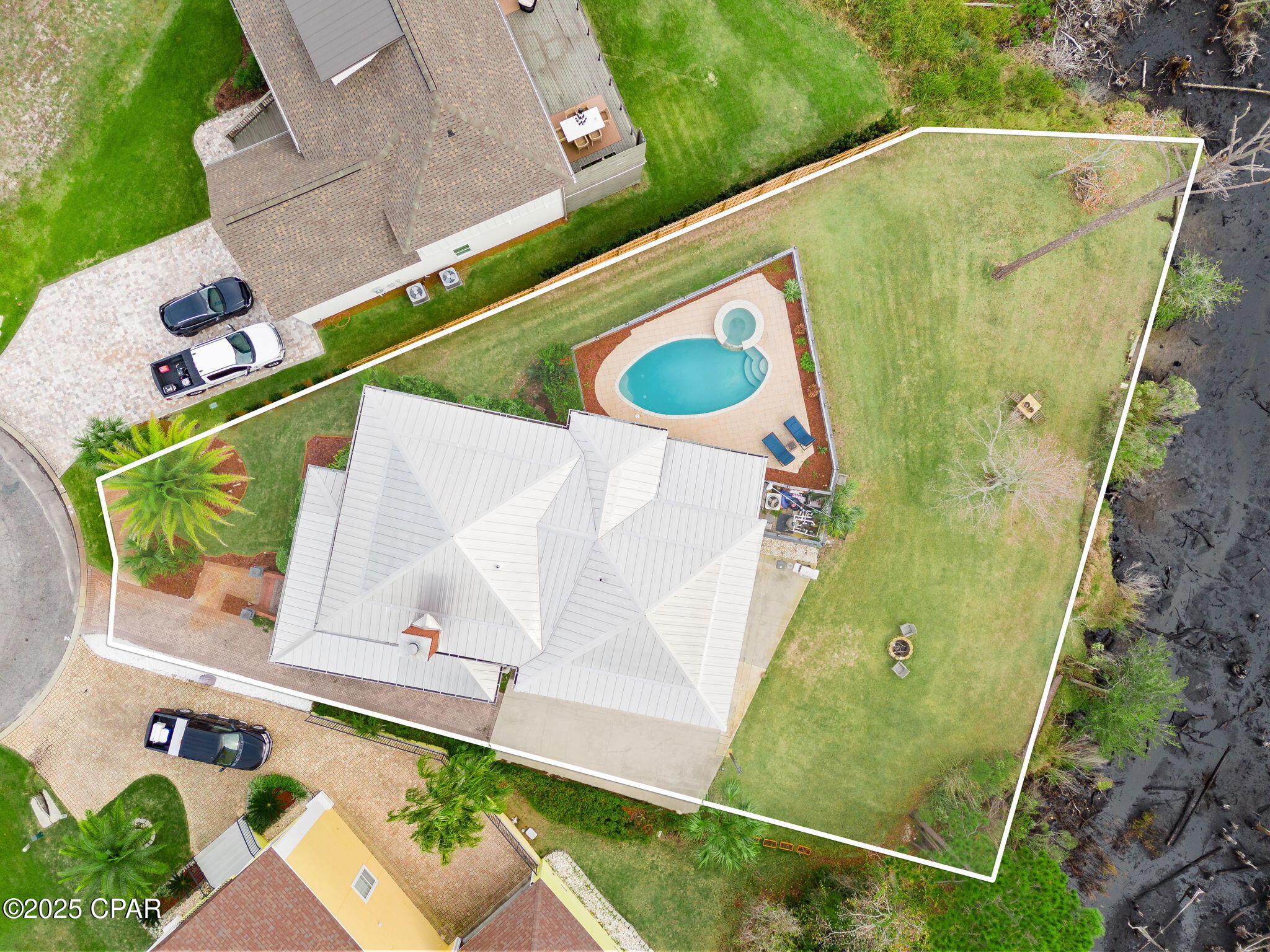 main property photo 60