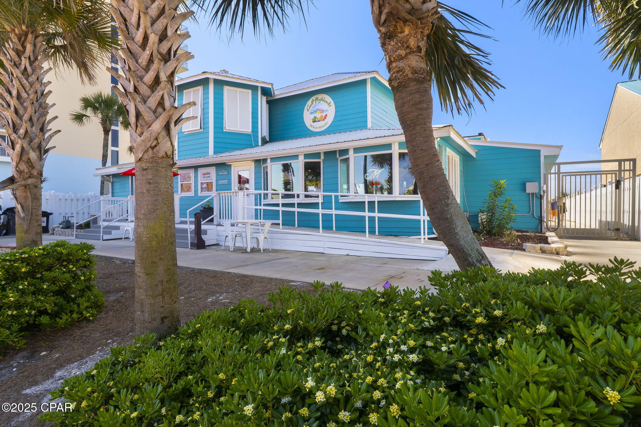main property photo 32
