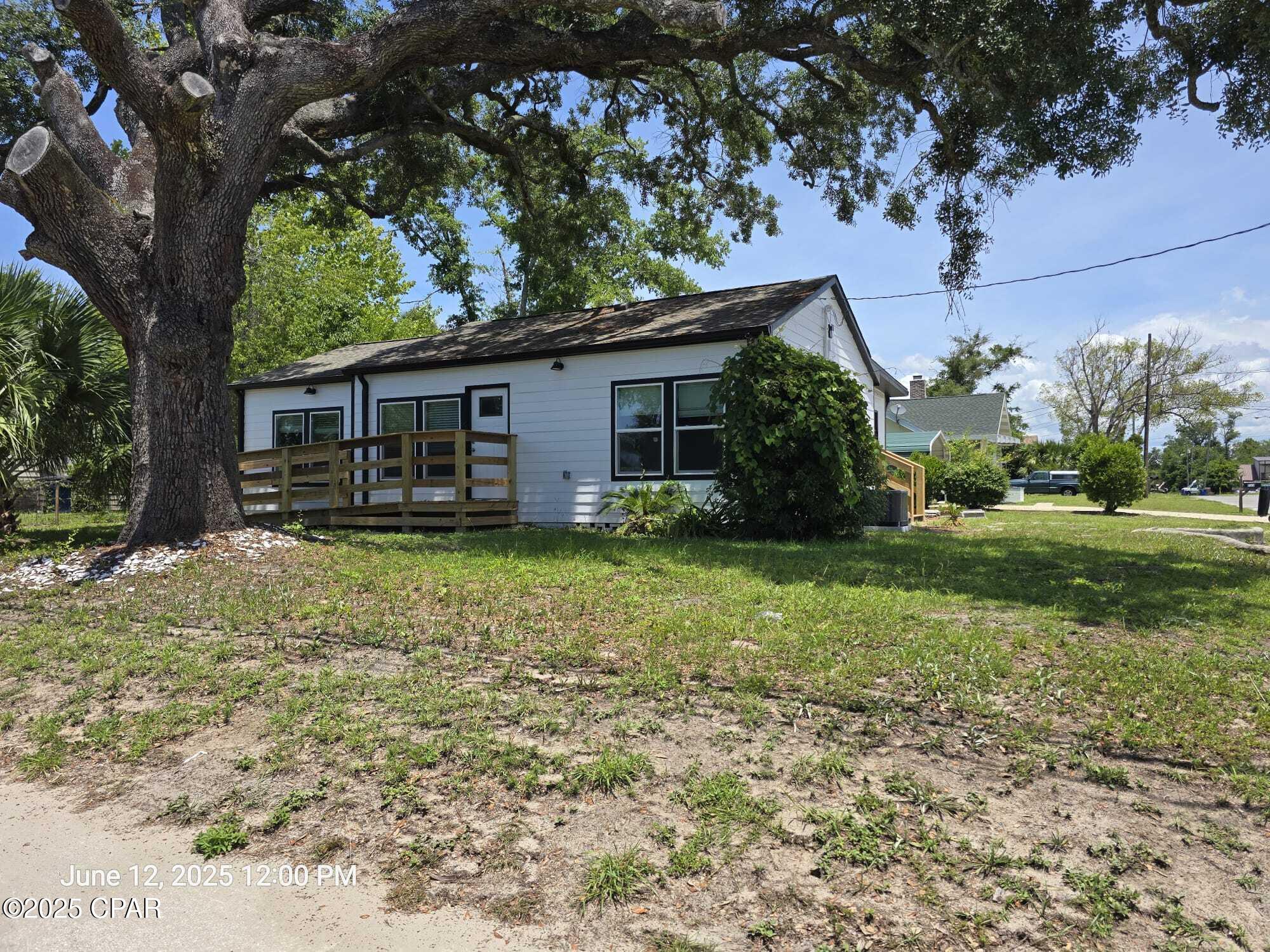 main property photo 13