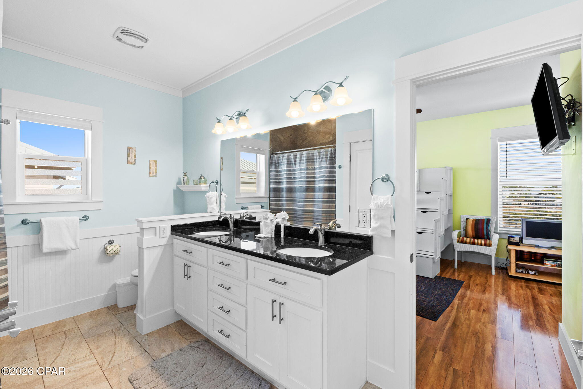 main property photo 67