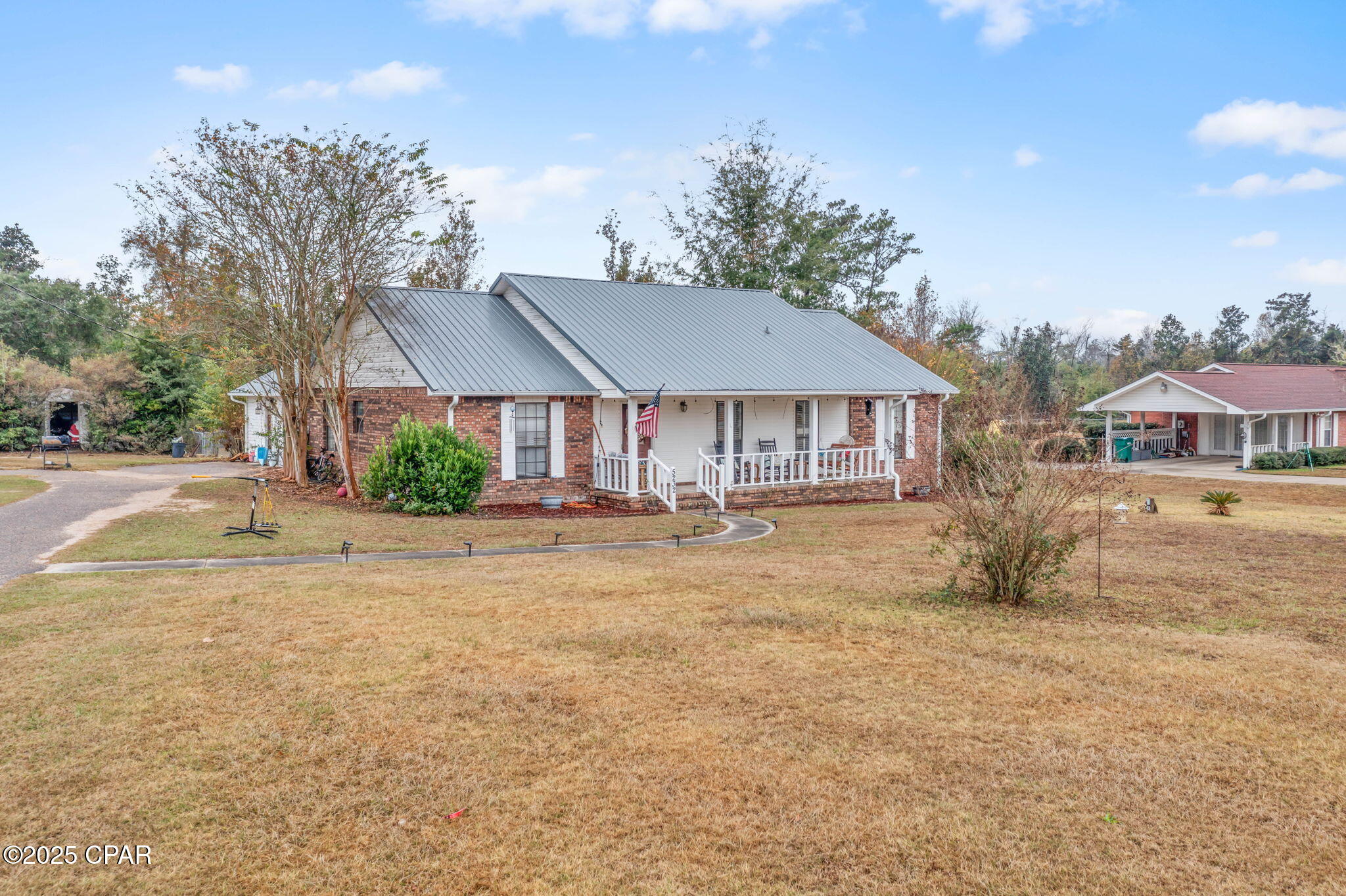 main property photo 18