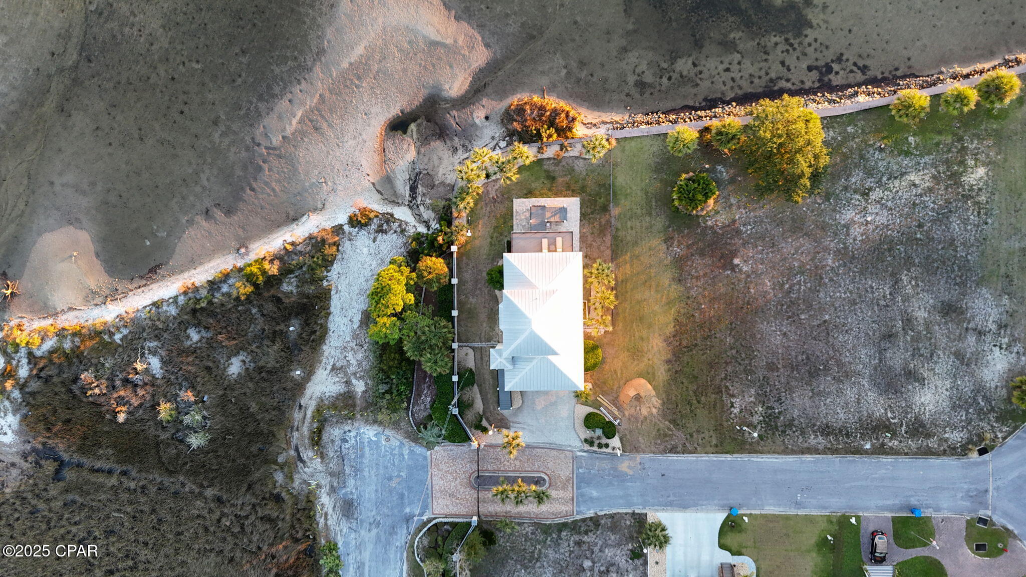 main property photo 73