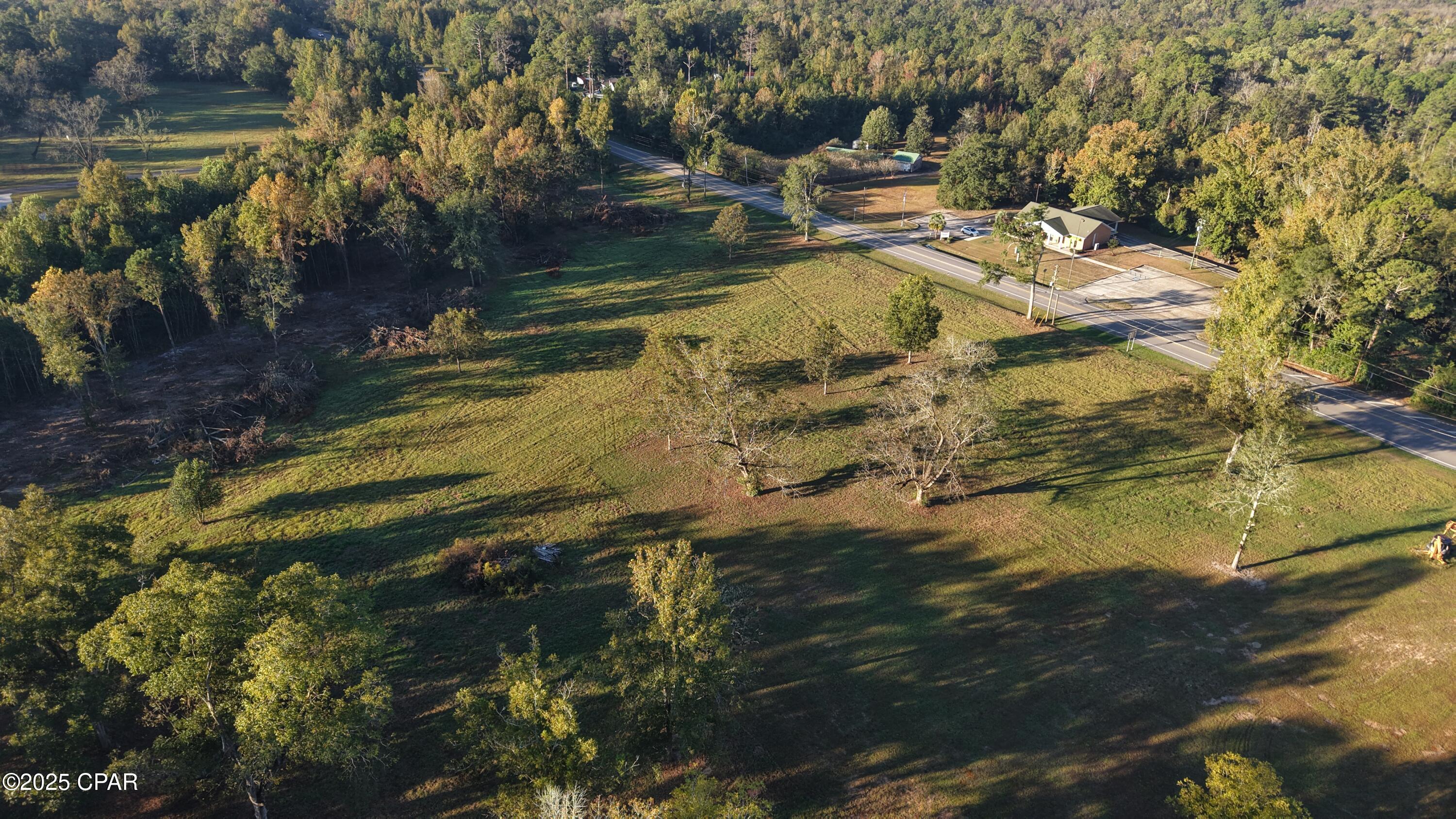 main property photo 9