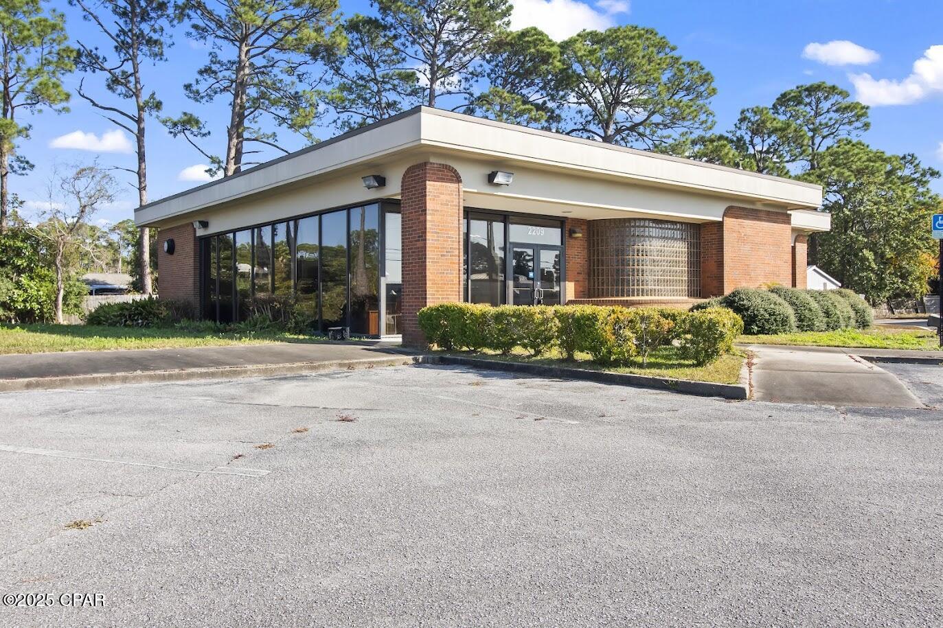 main property photo 38