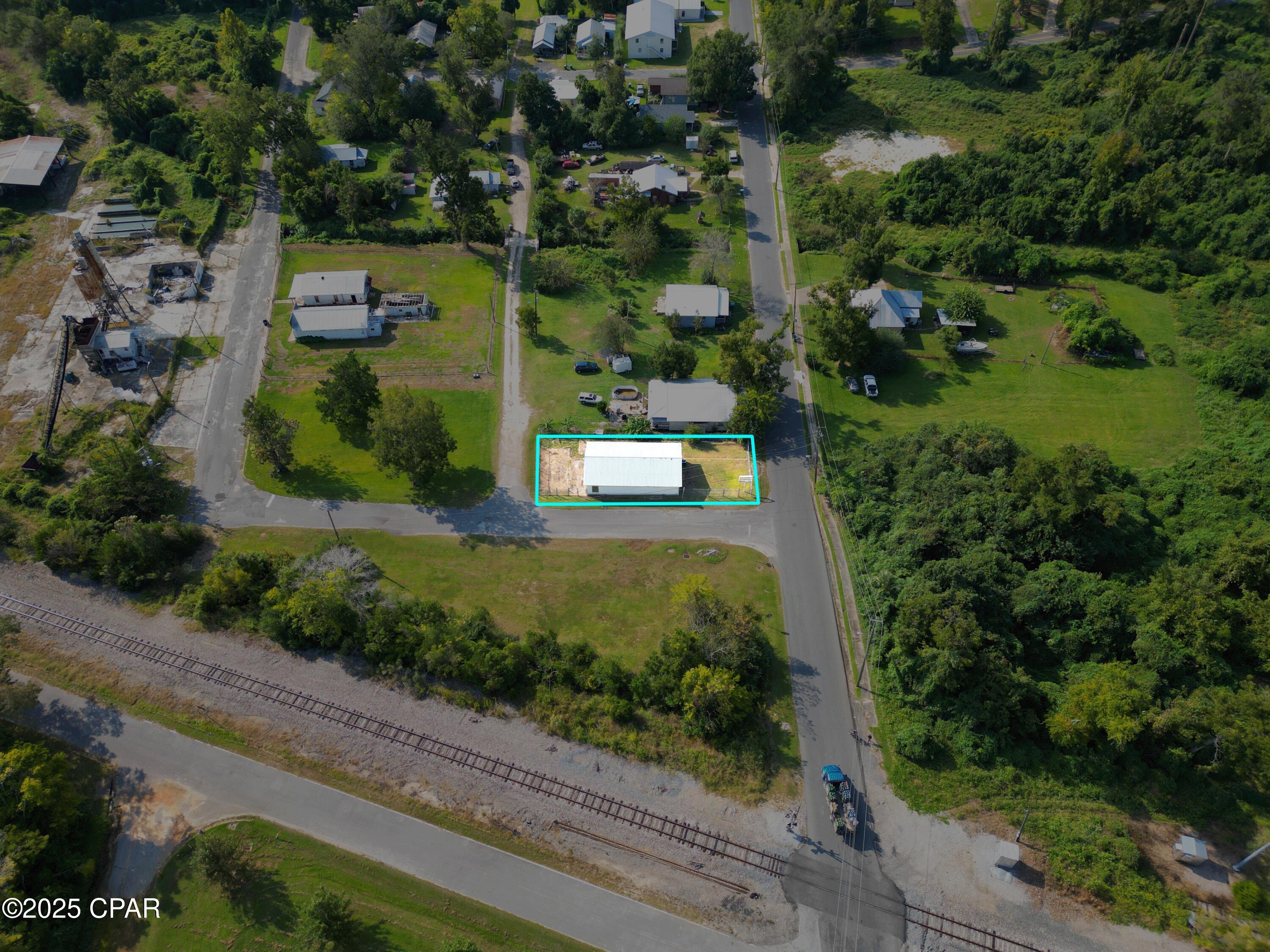 main property photo 11