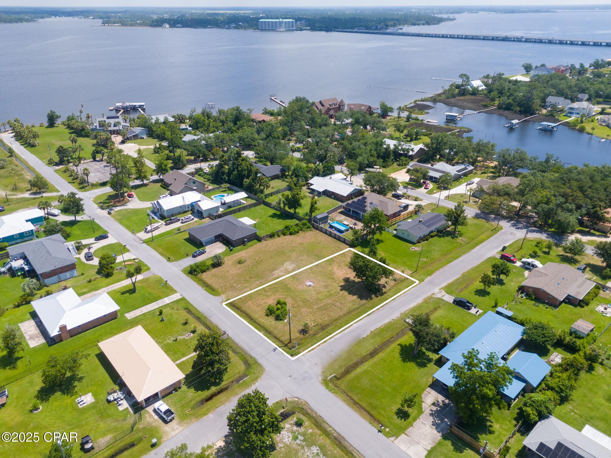main property photo 10