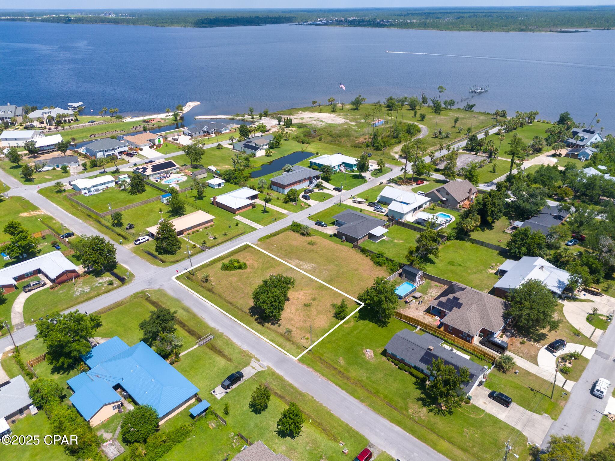 main property photo 9