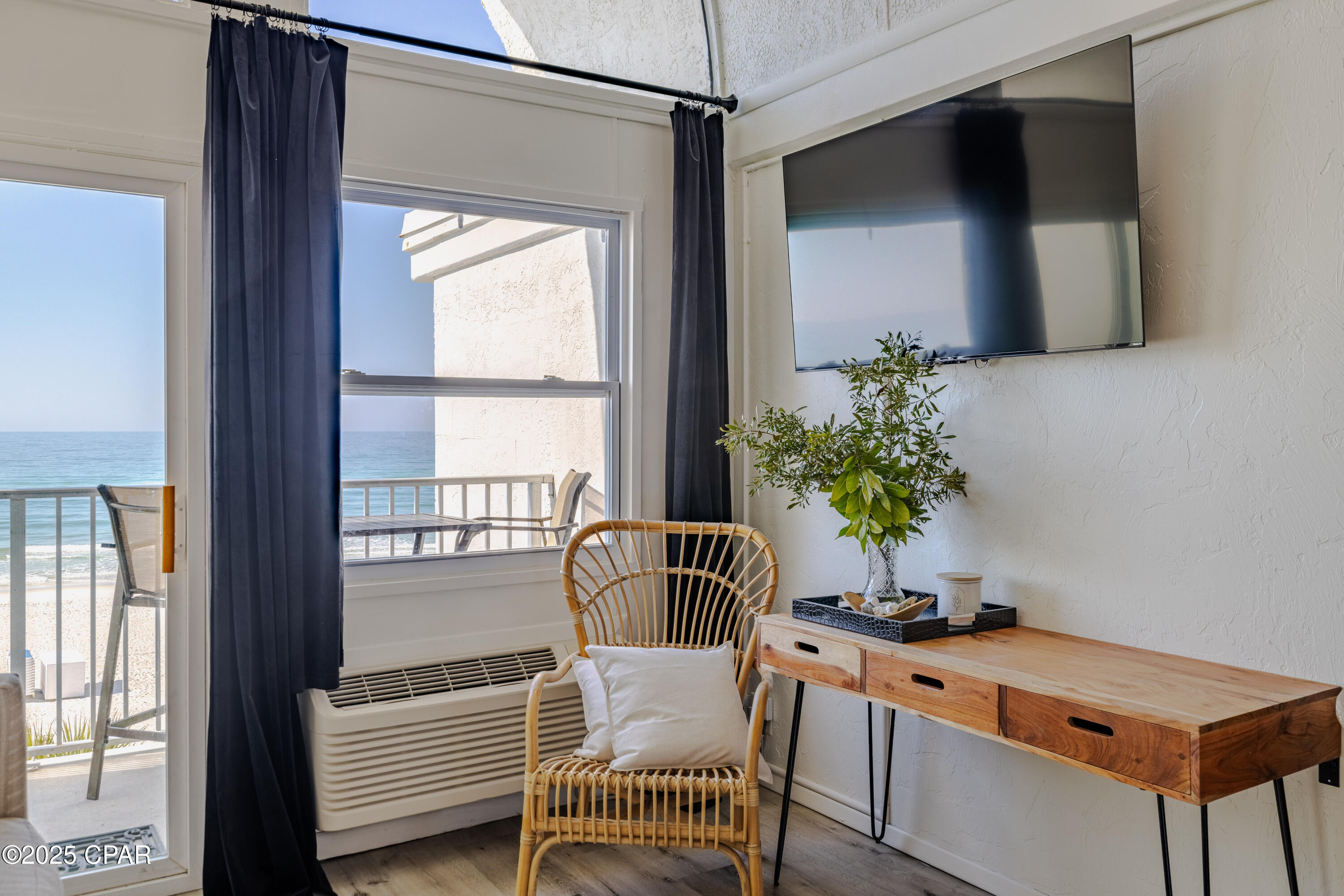 property viewer photo 2