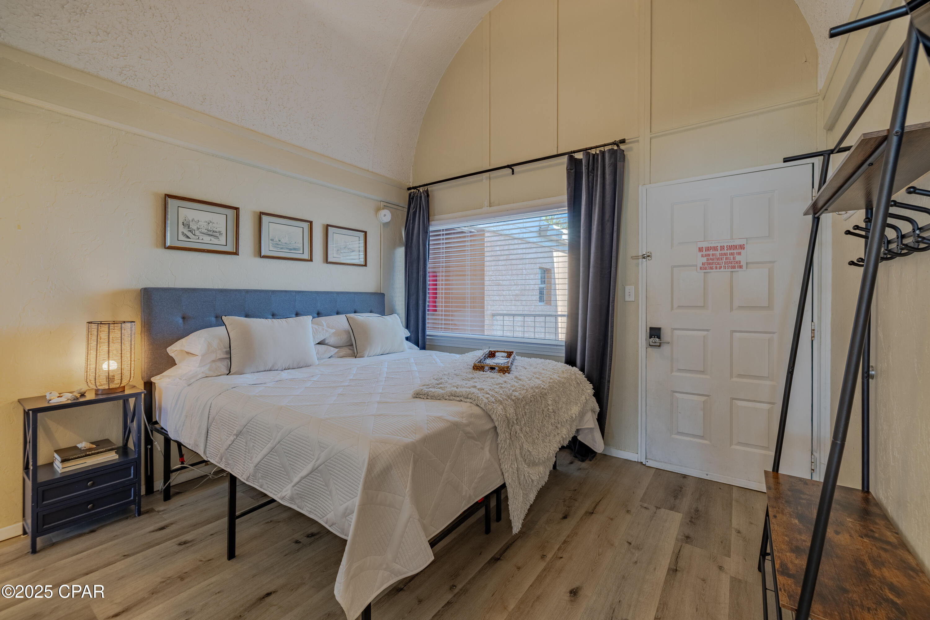 property viewer photo 20