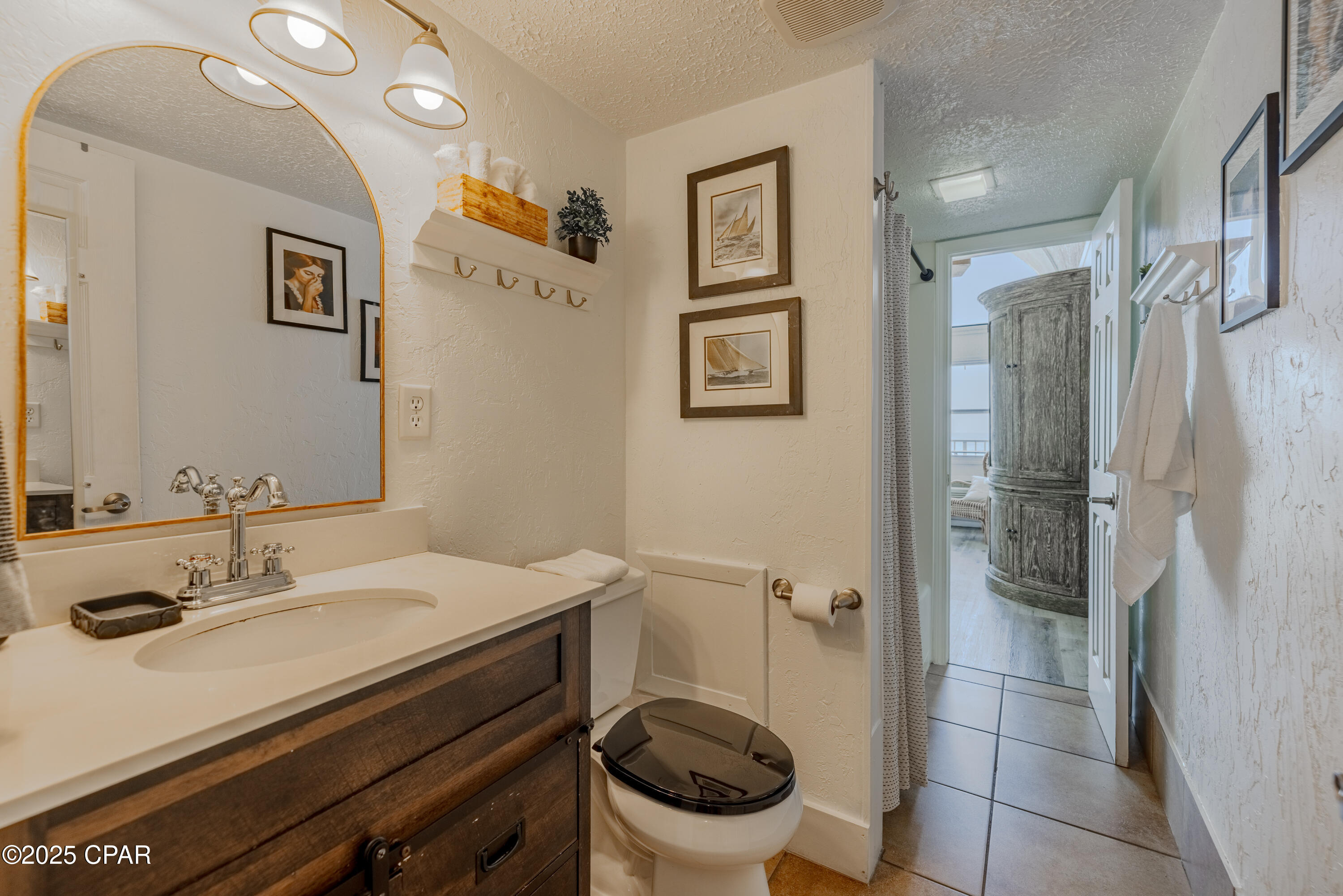 property viewer photo 24