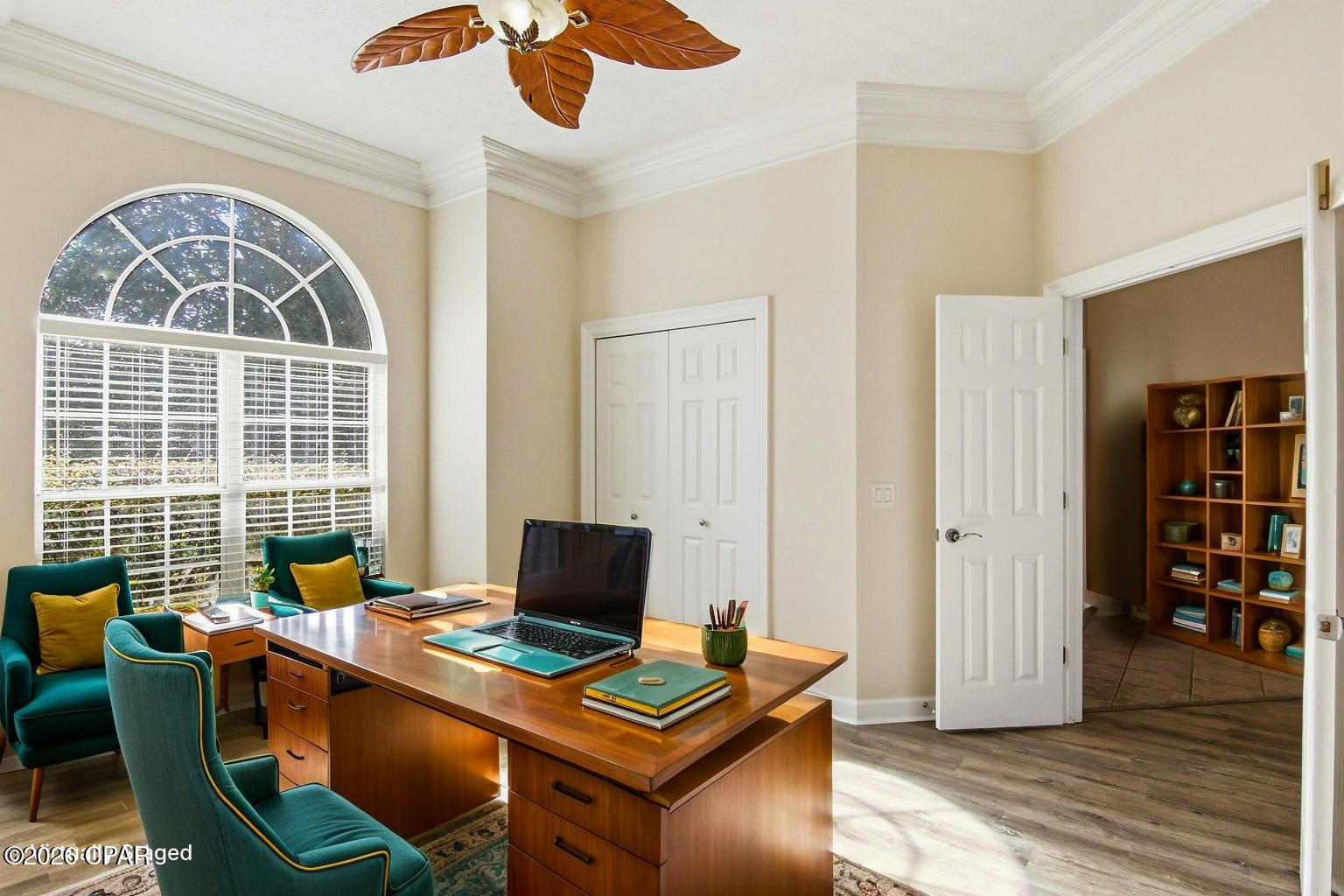 main property photo 23