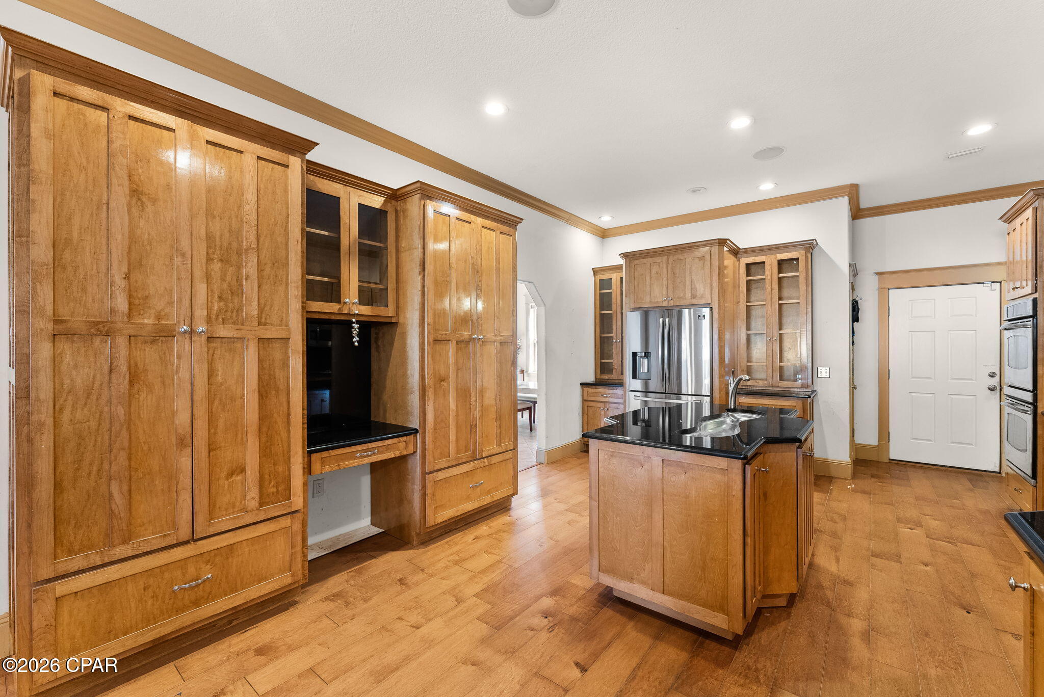 main property photo 13