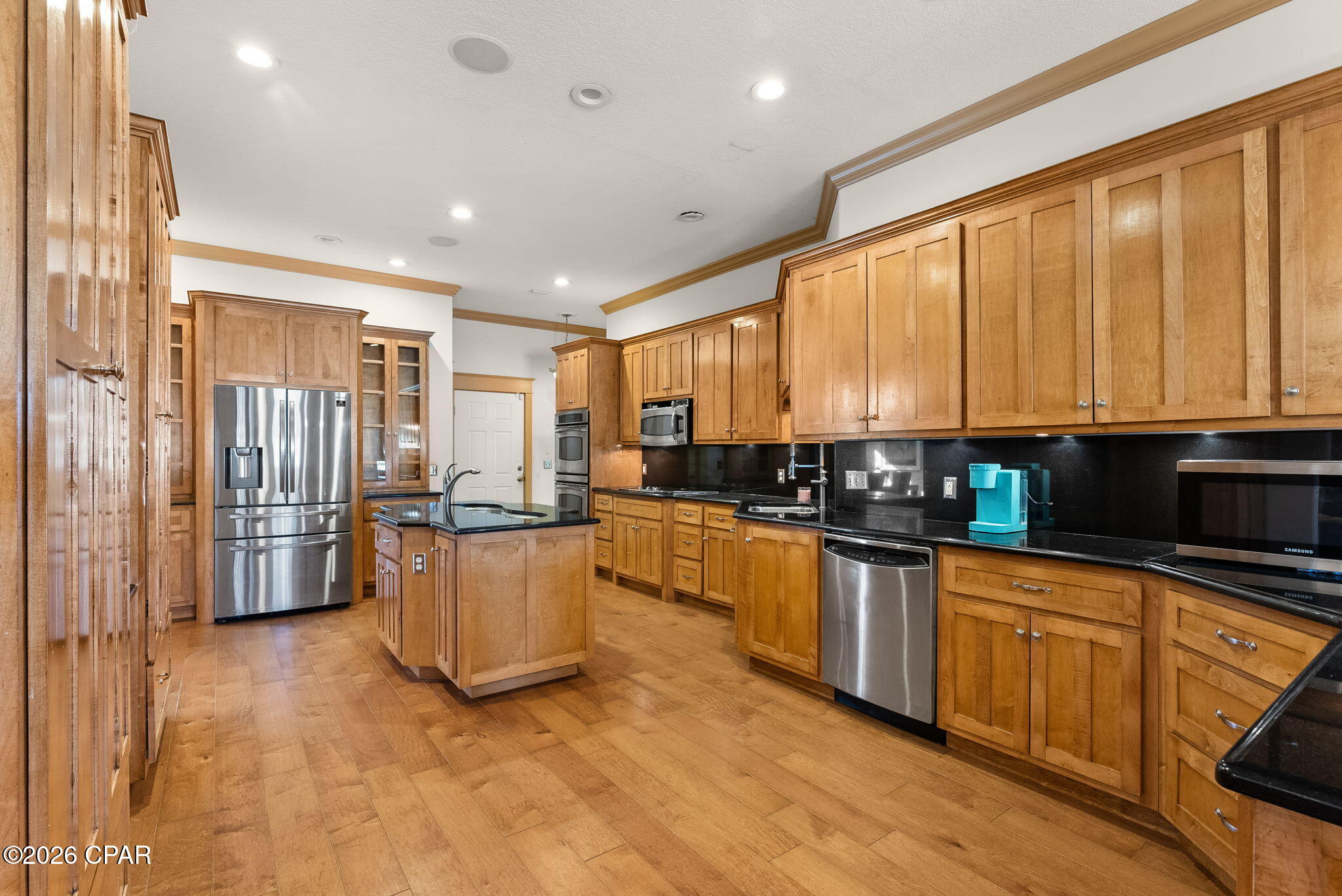 main property photo 15