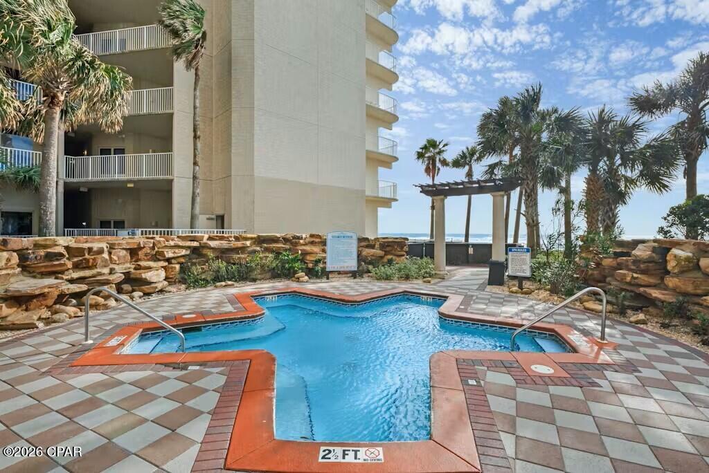 main property photo 30