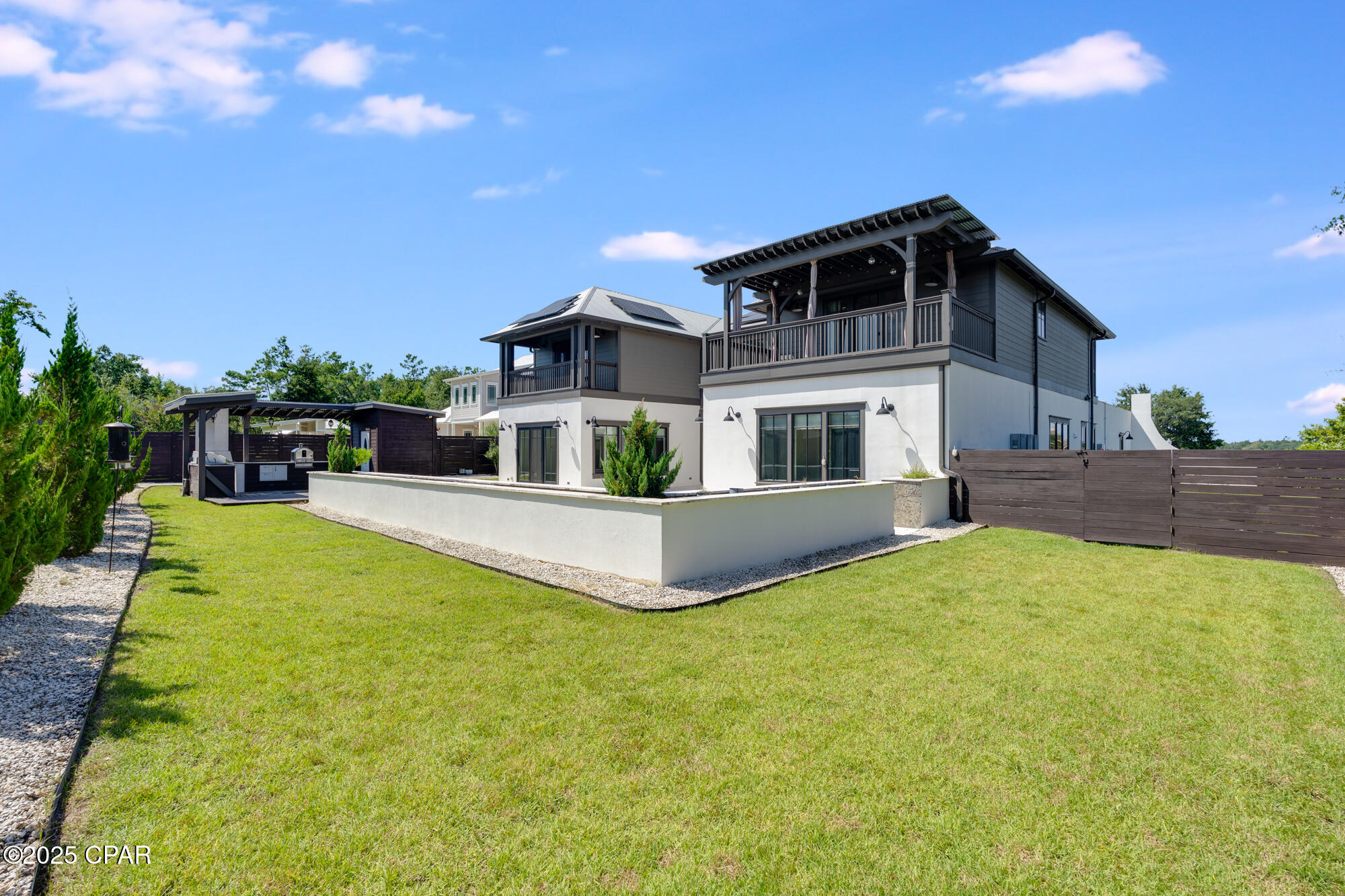main property photo 76