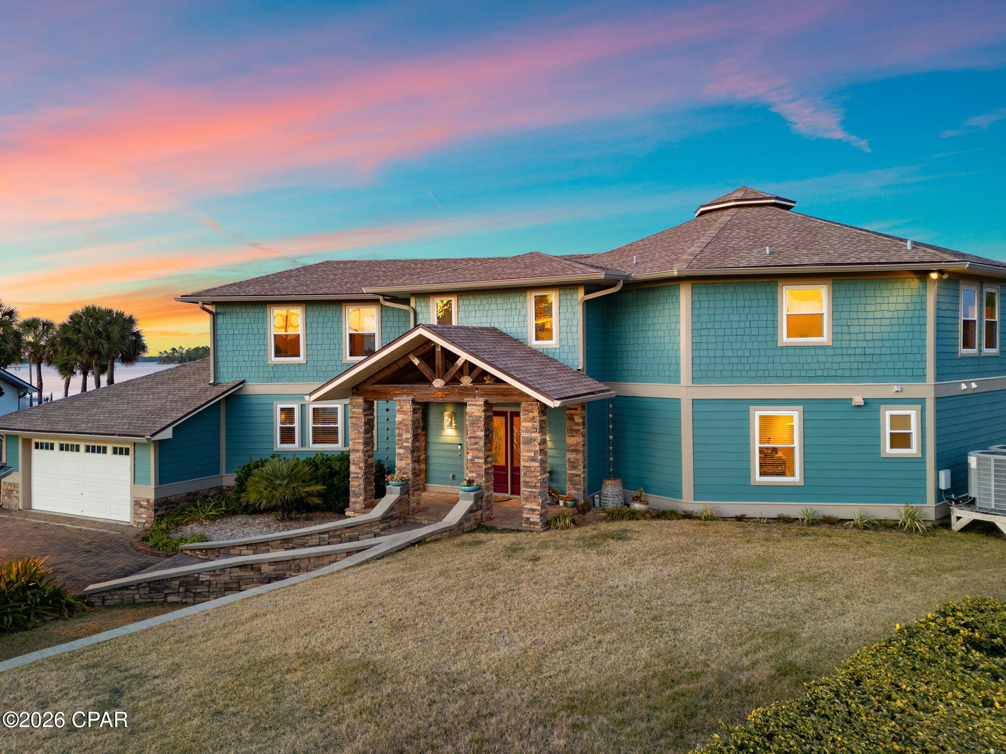 main property photo 10