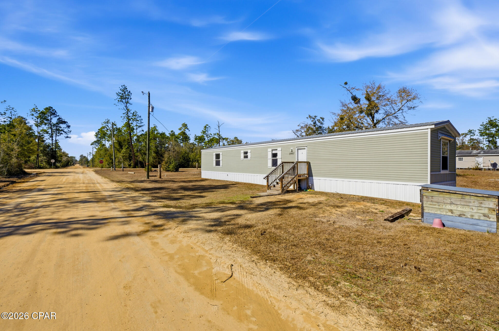 main property photo 27