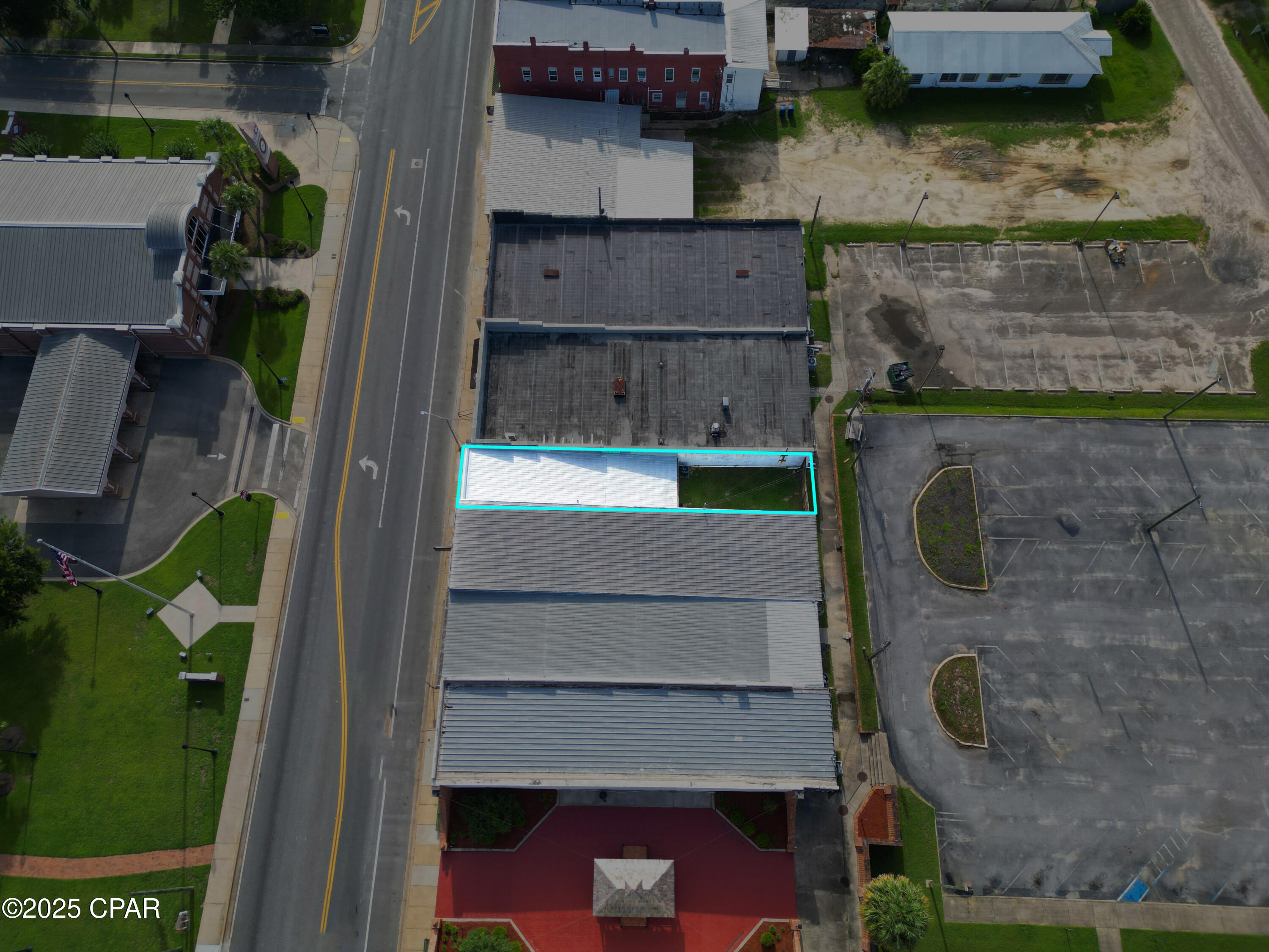 main property photo 11