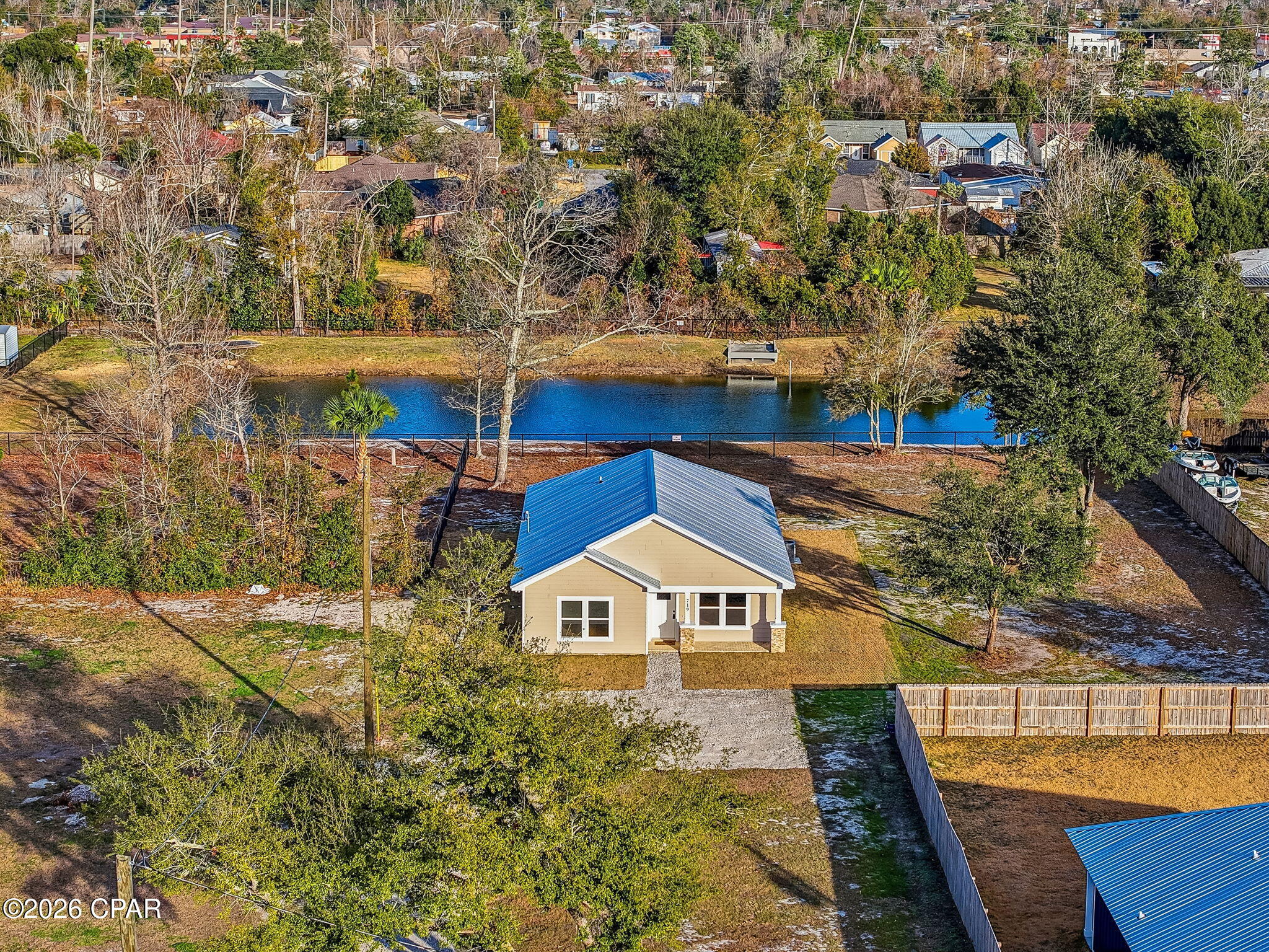 main property photo 34