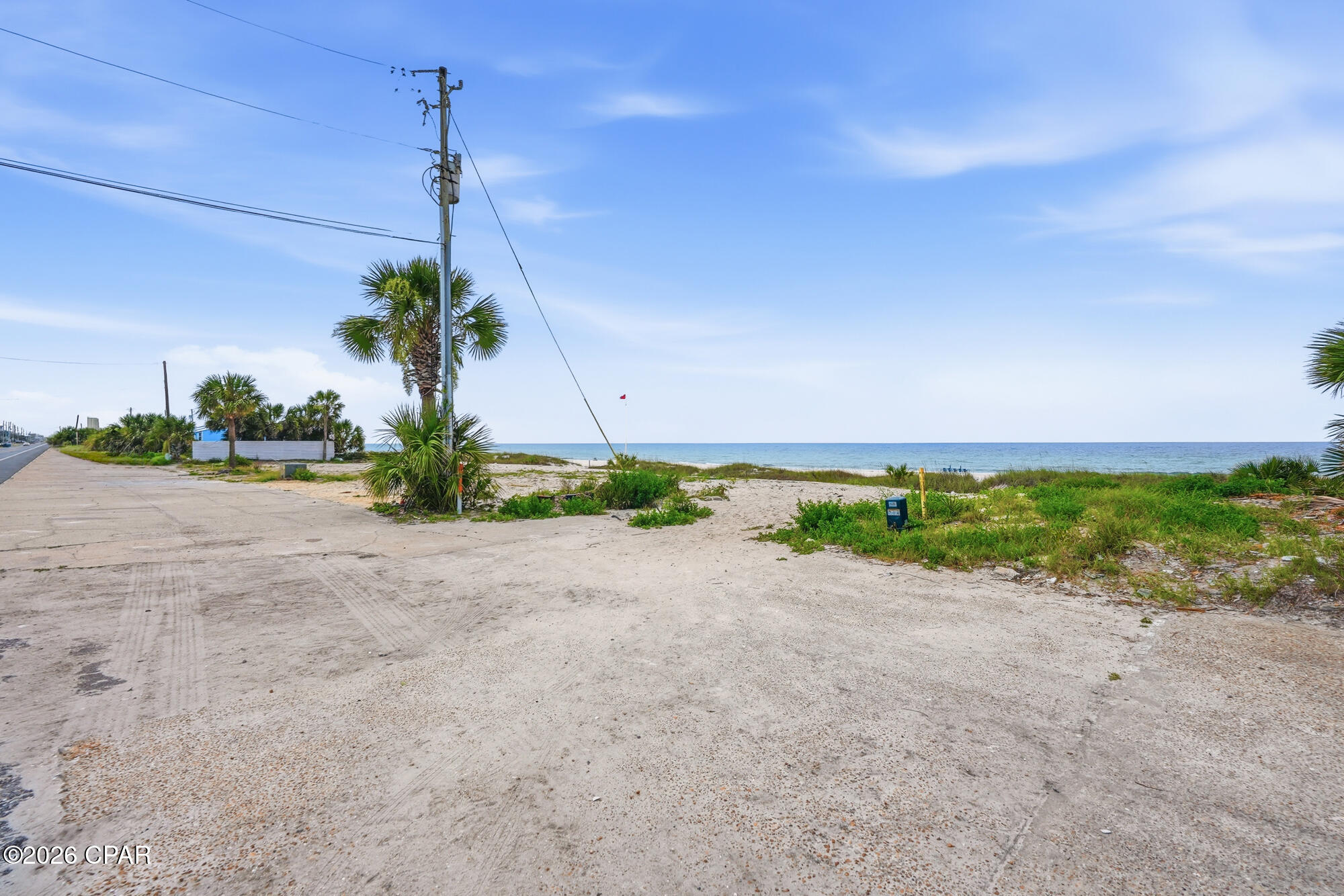 main property photo 37