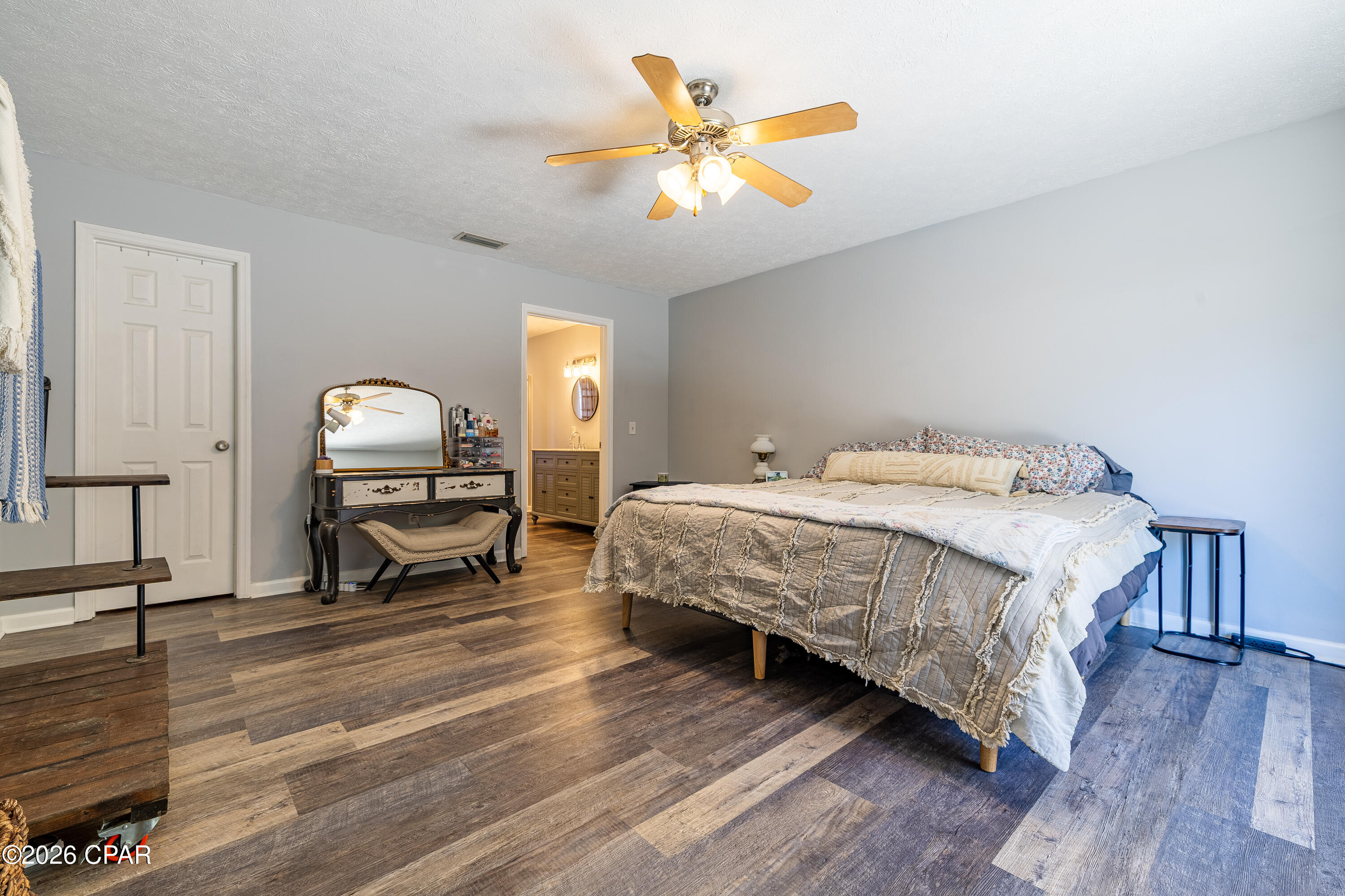 main property photo 74