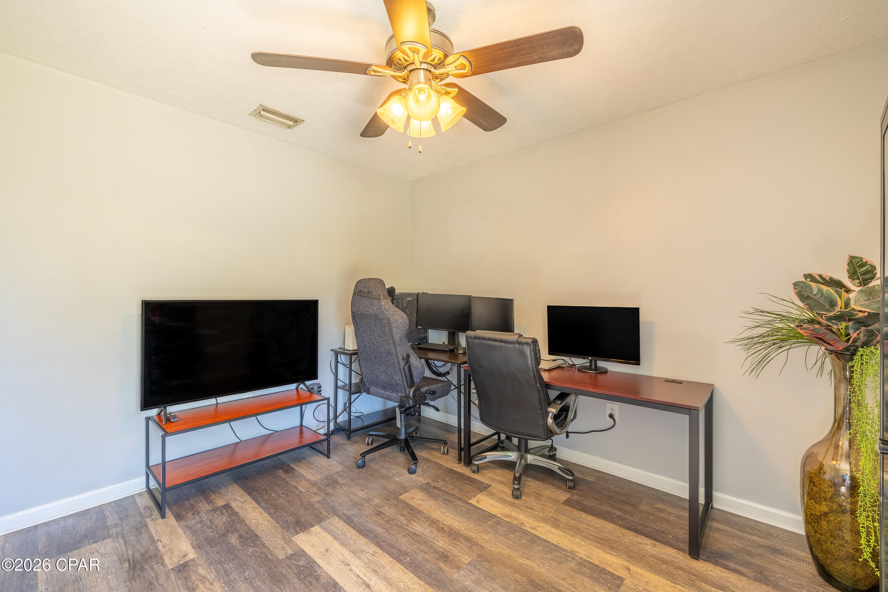 main property photo 75