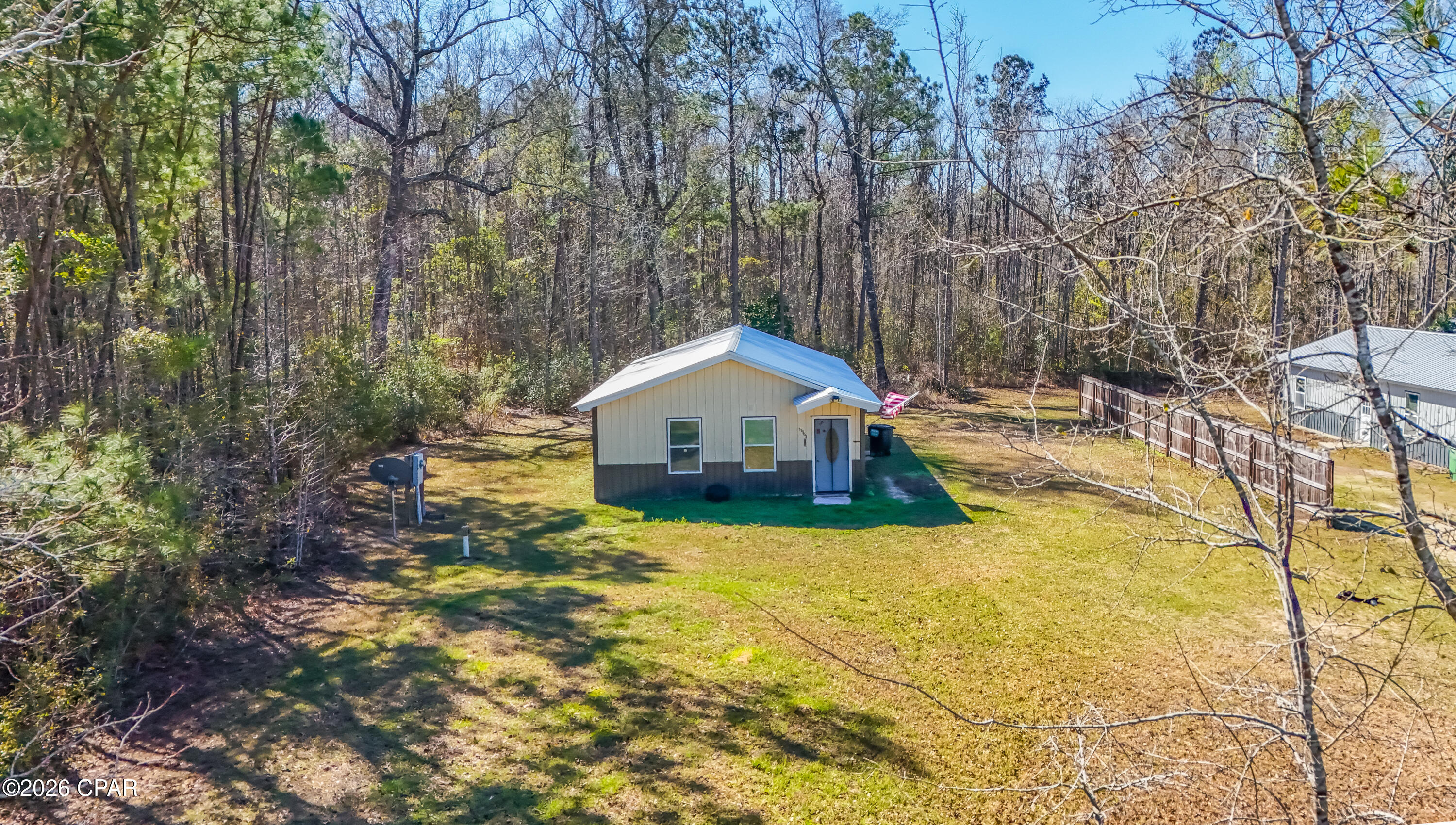 main property photo 20