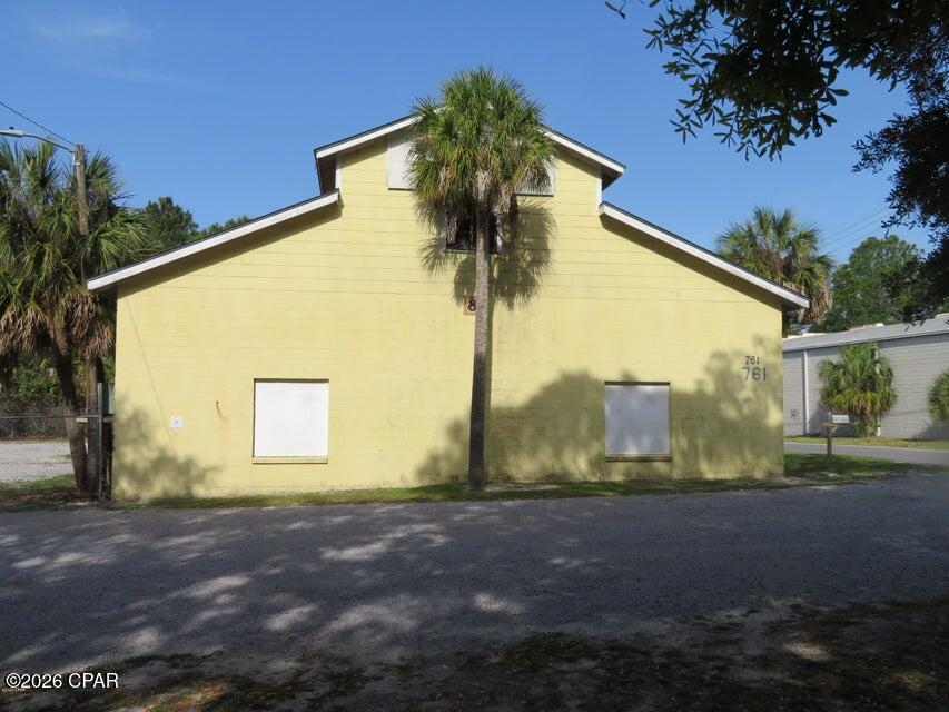main property photo 8