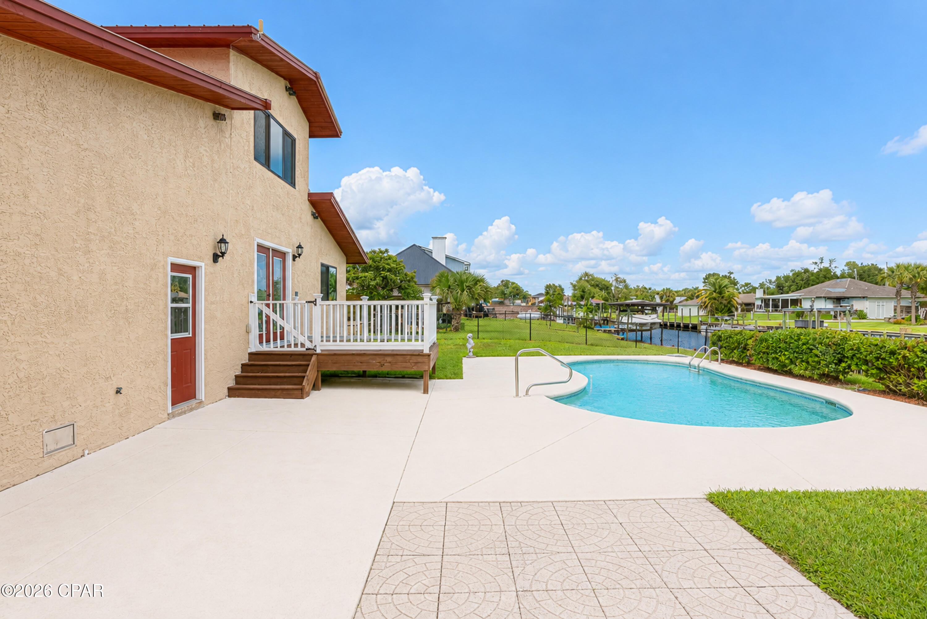 main property photo 50