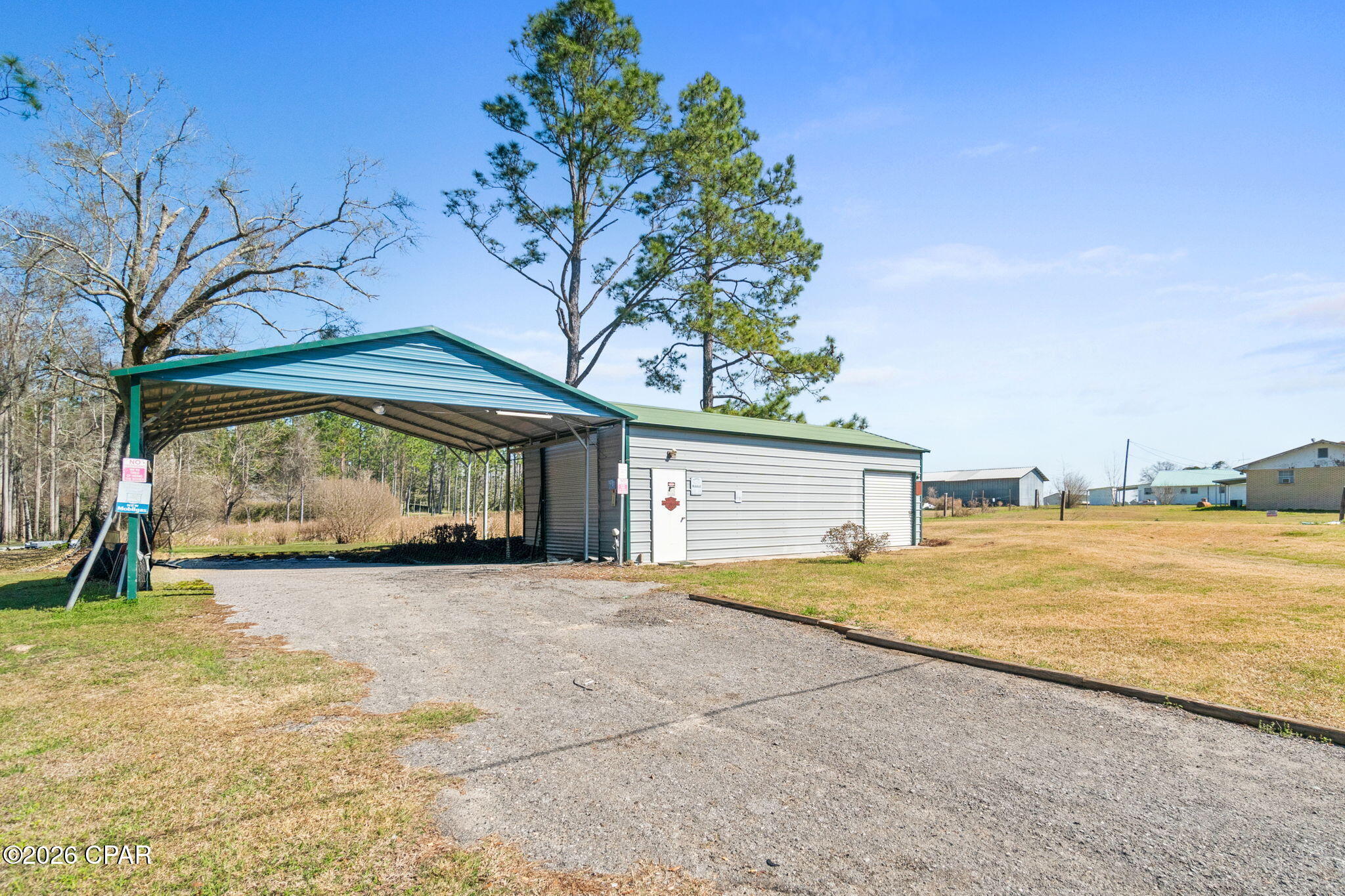 main property photo 39