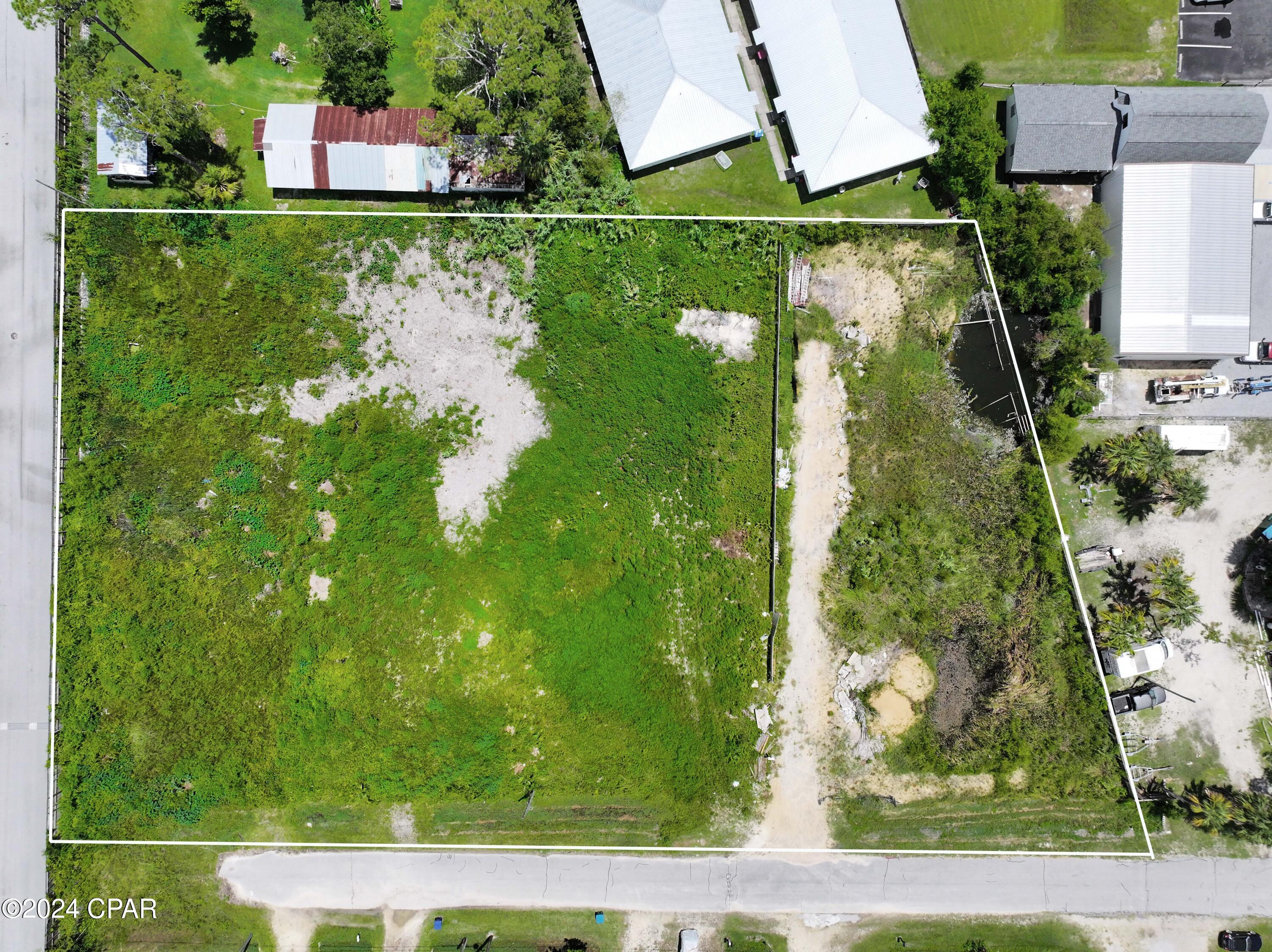 main property photo 8