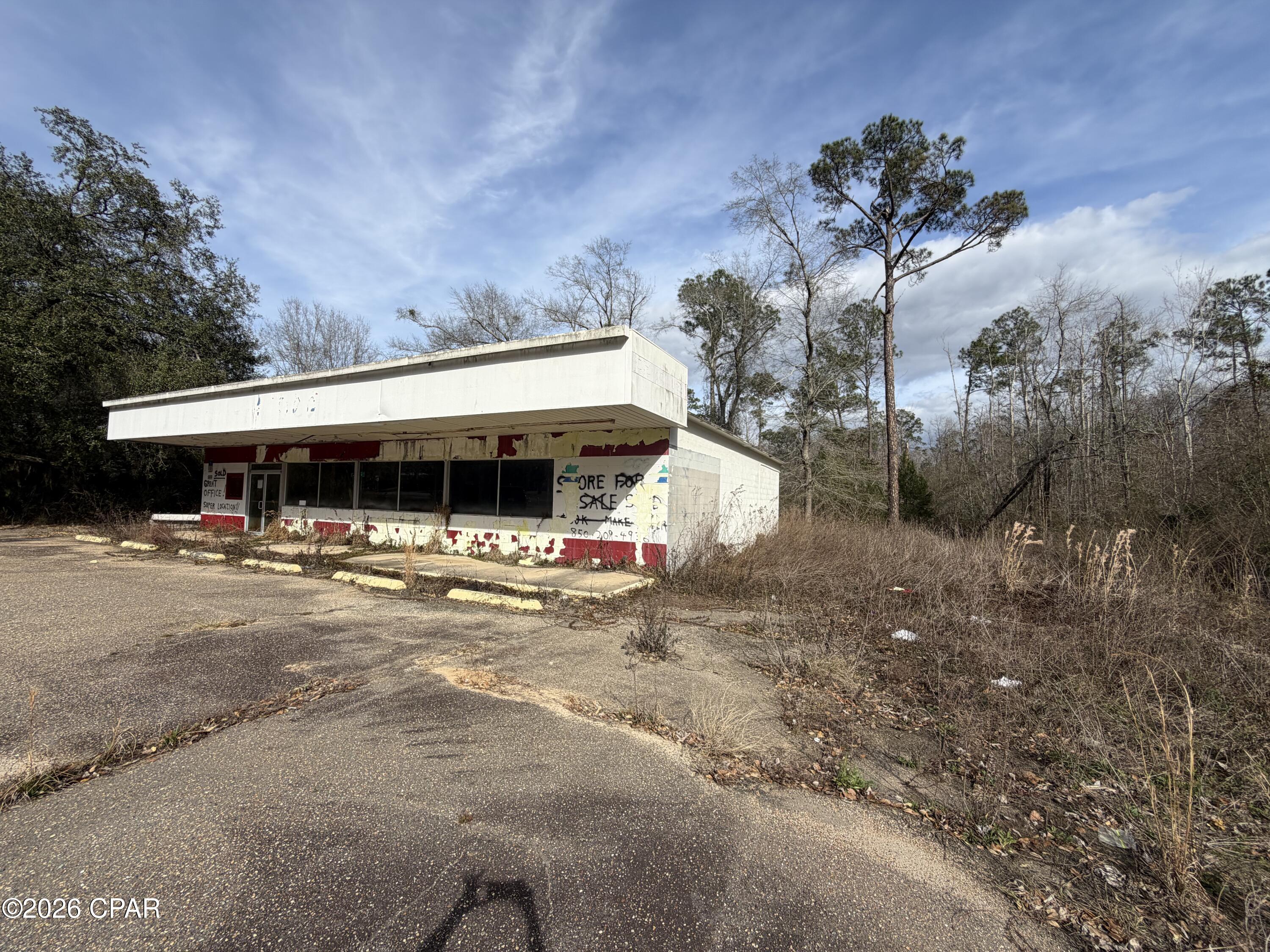 main property photo 10