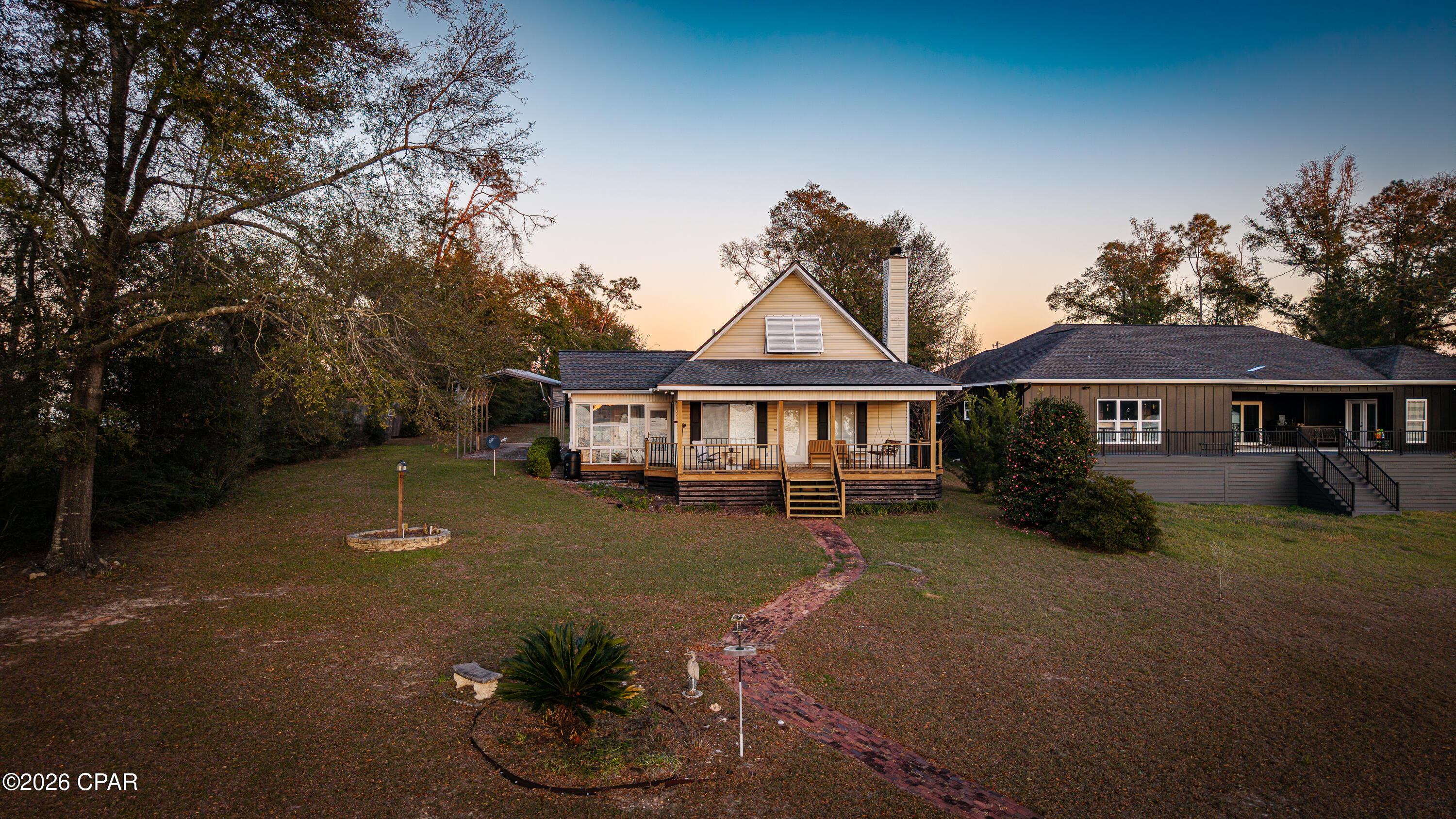 main property photo 23