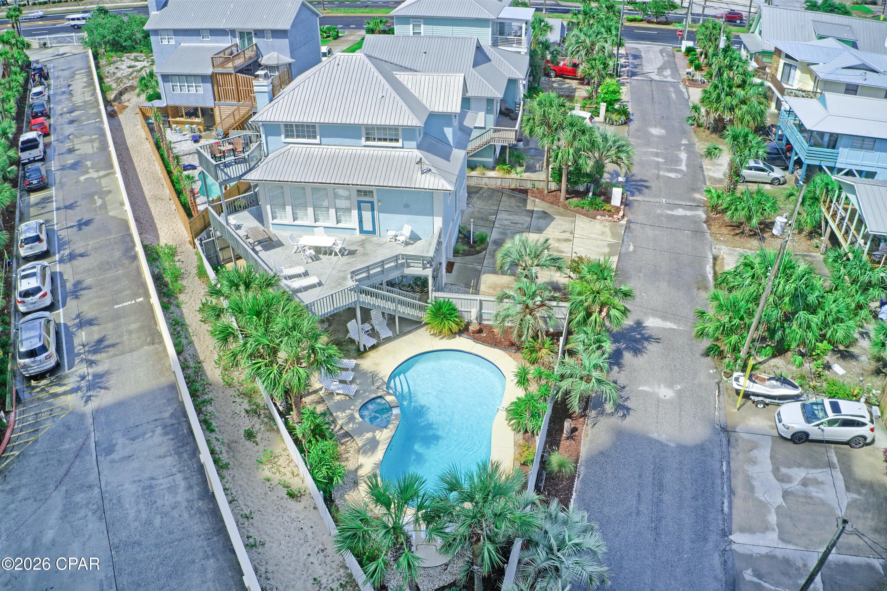 main property photo 37