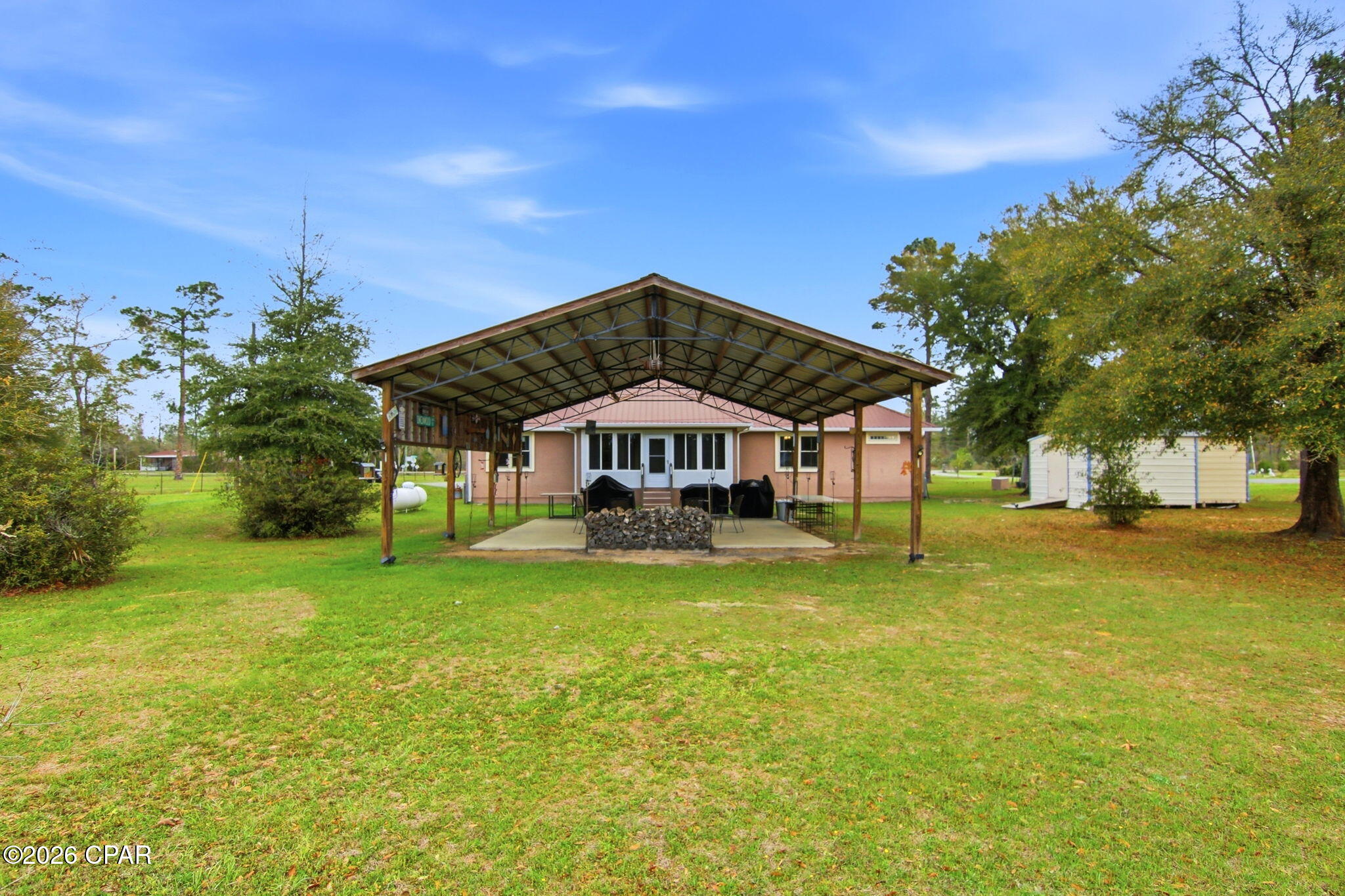 main property photo 41
