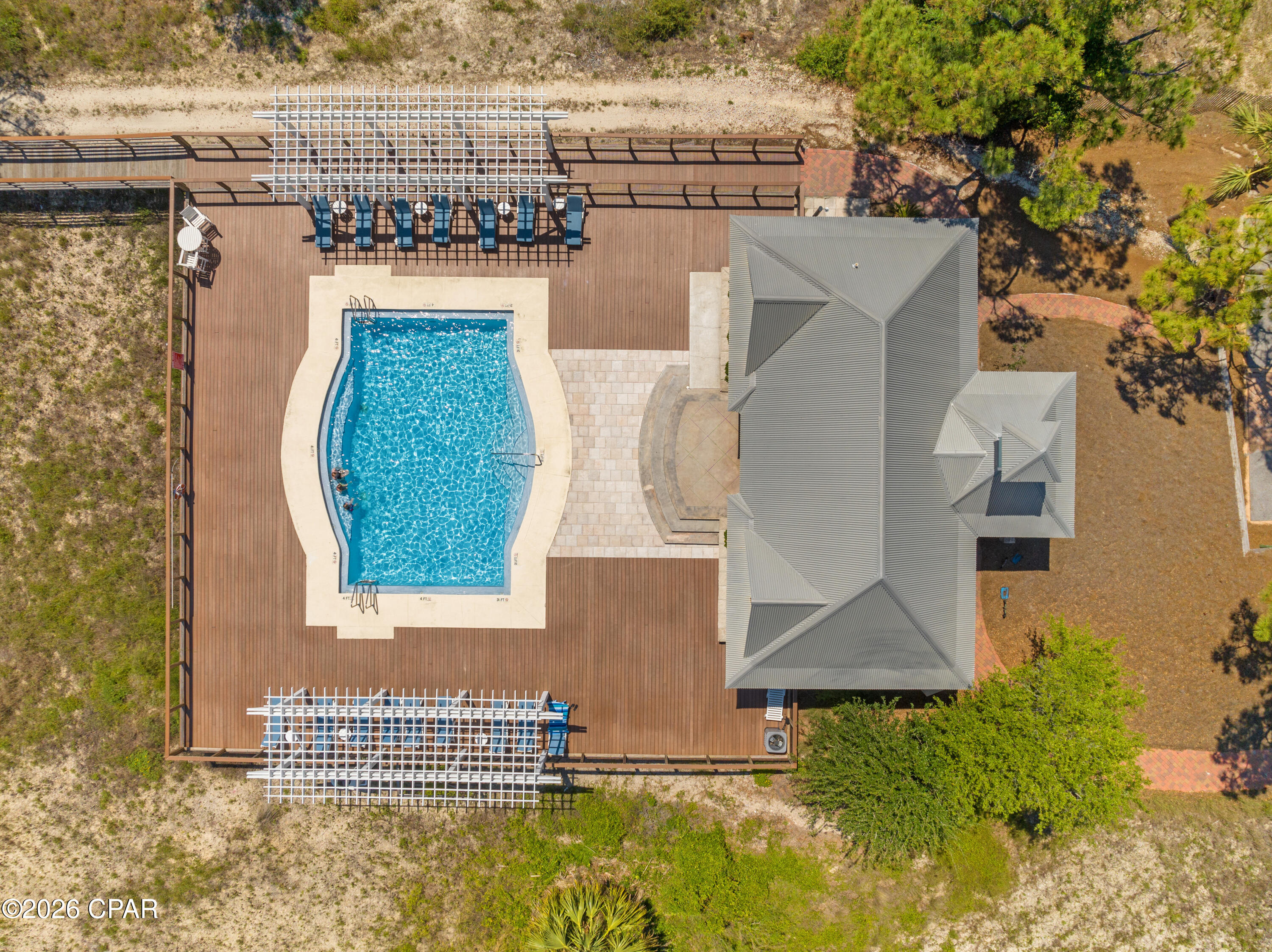 main property photo 24