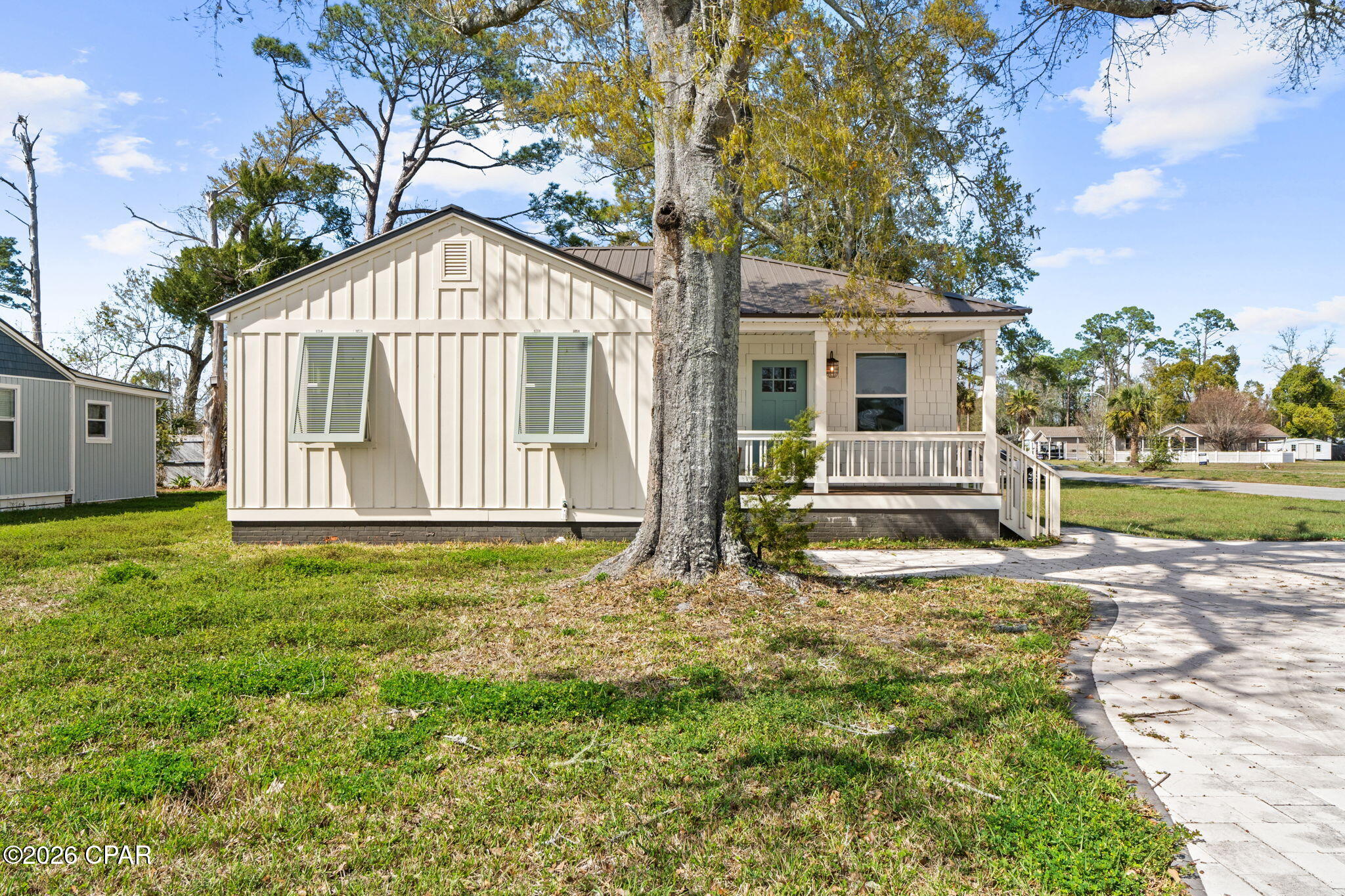 main property photo 36