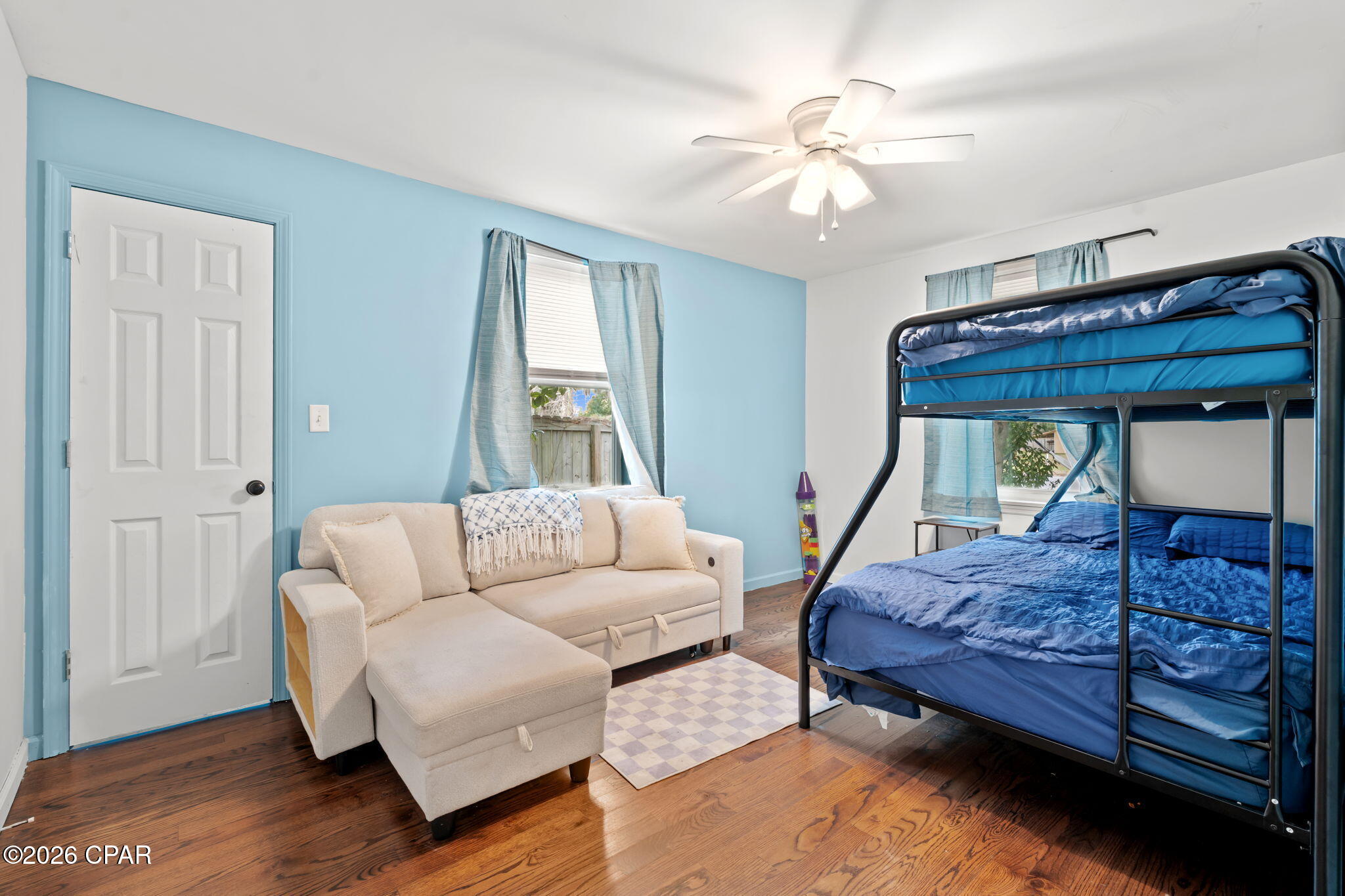main property photo 10