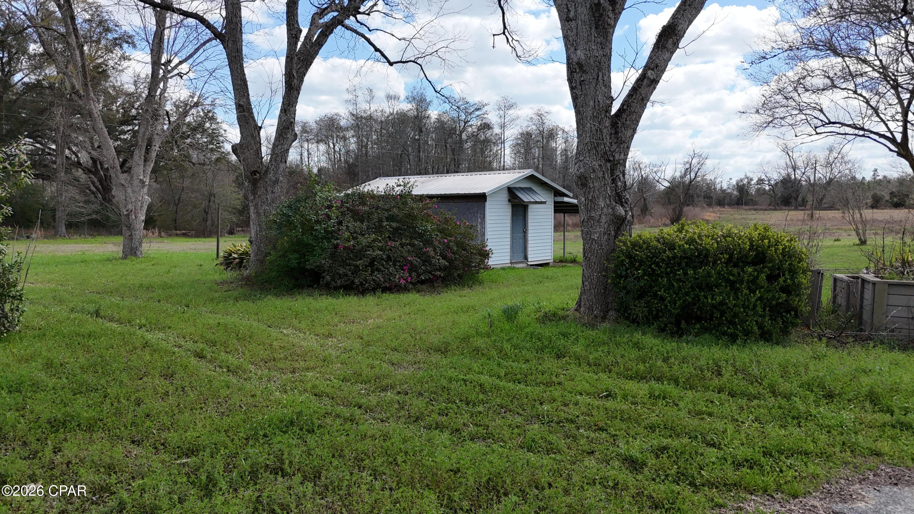main property photo 18