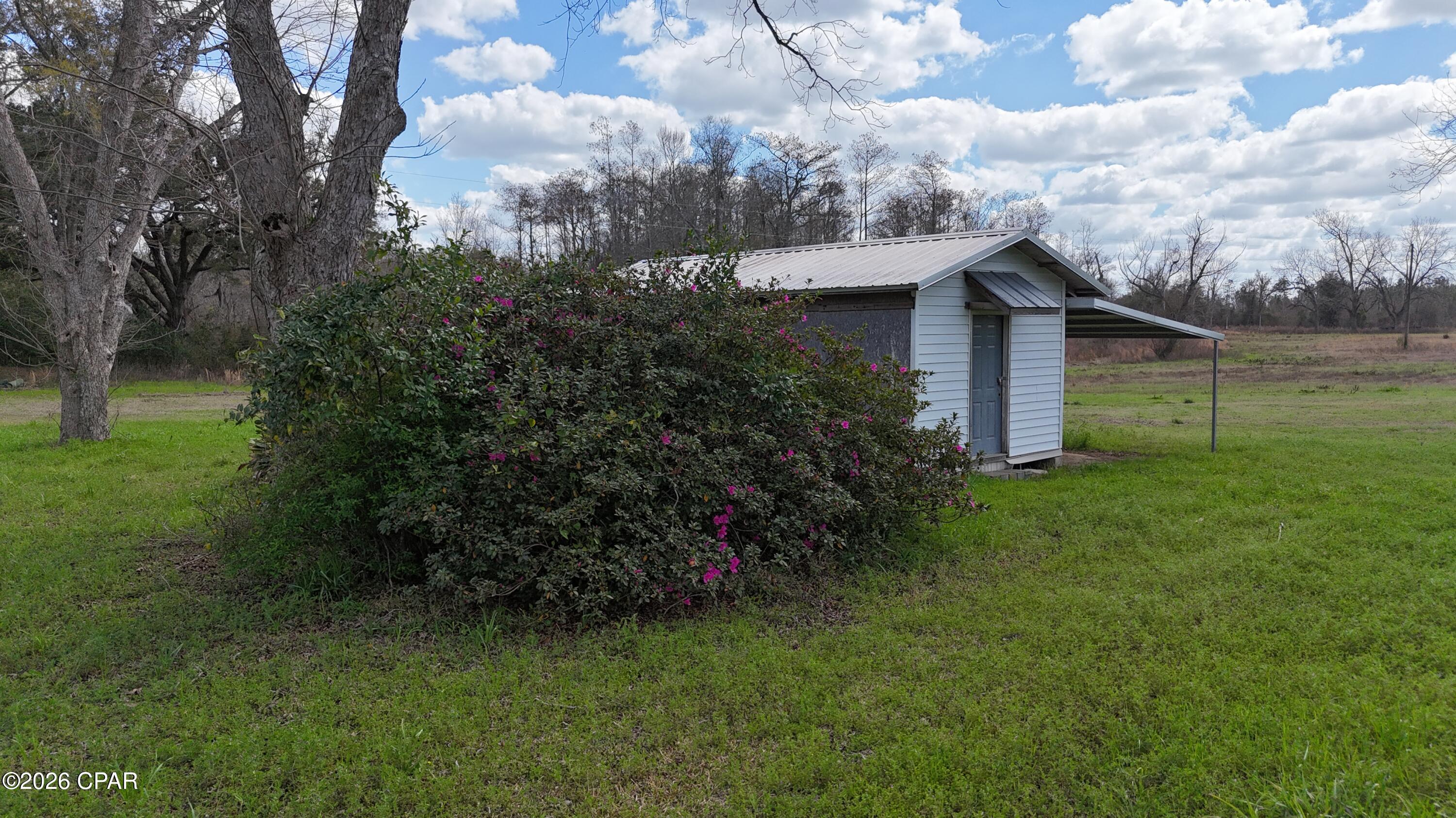 main property photo 22