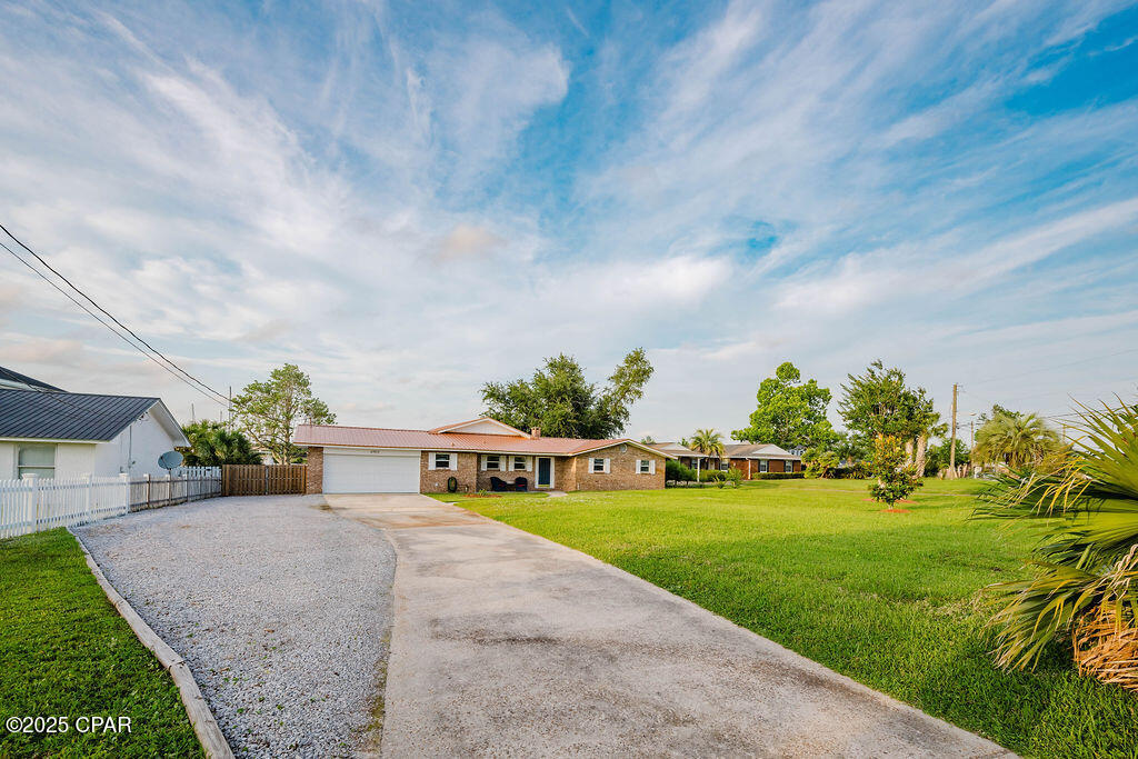 main property photo 107